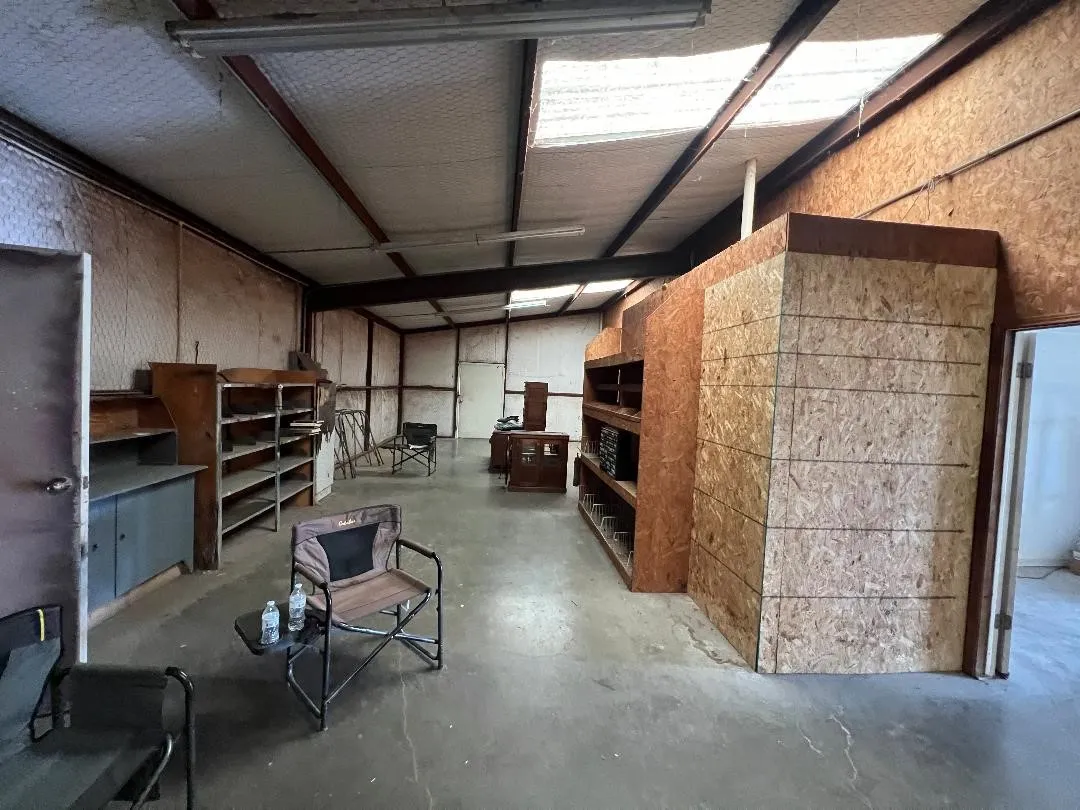 Retail For Sale in Hill County , 804 S Bosque Street, Whitney, Texas 76692, 0, 0, Garage spaces, 0 Sqft, built in 1993, Price $249,500, mls#21333013, Real Estate Agent in Whitney, Homes For Sale in Hill county, Homes For Sale in Whitney, Realtor in Whitney Texas, Real Estate Brokerage Independent Realty Texas, Luminita Cordes Realtor