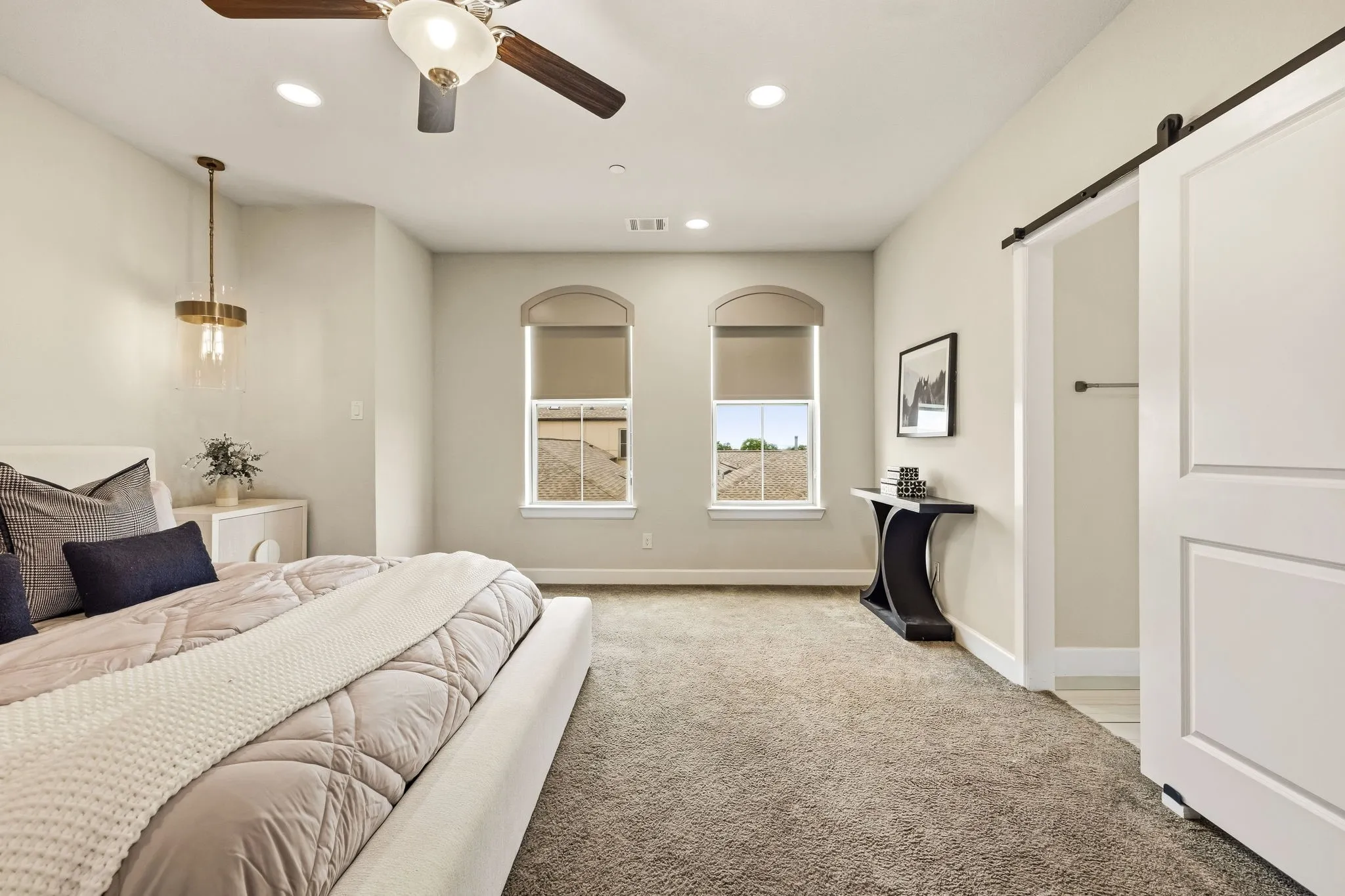Single Family Residence For Sale in Dallas County , 1856 Stevens Bluff Lane, Dallas, Texas 75208, 3 Bedroom, 5 Bathroom, 2 Garage spaces, 2,809 Sqft, built in 2017, mls#21333012, Real Estate Agent in Dallas, Homes For Sale in Dallas county, Homes For Sale in Dallas, Realtor in Dallas Texas, Real Estate Brokerage Independent Realty Texas, Luminita Cordes Realtor