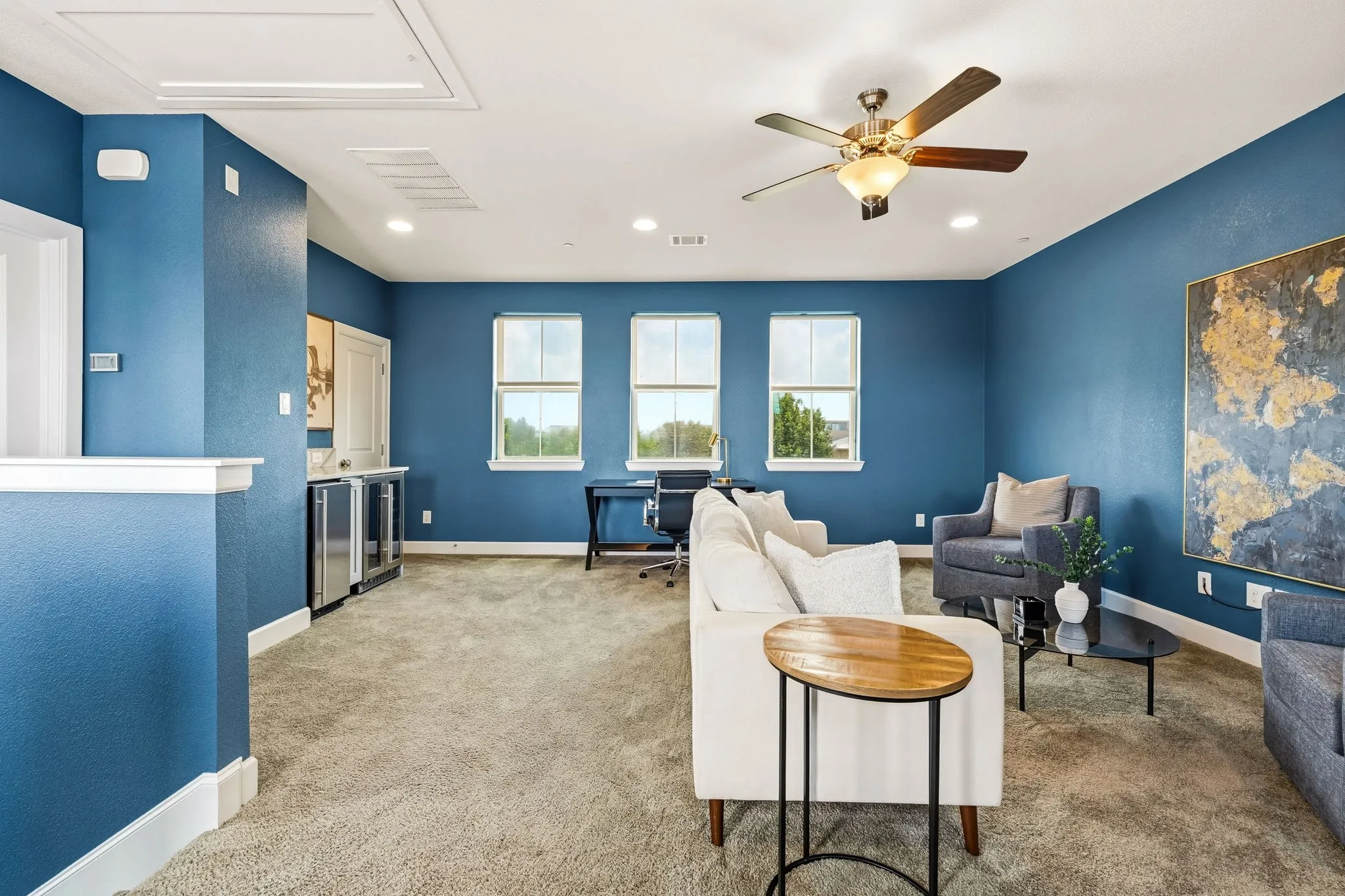 Single Family Residence For Sale in Dallas County , 1856 Stevens Bluff Lane, Dallas, Texas 75208, 3 Bedroom, 5 Bathroom, 2 Garage spaces, 2,809 Sqft, built in 2017, mls#21333012, Real Estate Agent in Dallas, Homes For Sale in Dallas county, Homes For Sale in Dallas, Realtor in Dallas Texas, Real Estate Brokerage Independent Realty Texas, Luminita Cordes Realtor