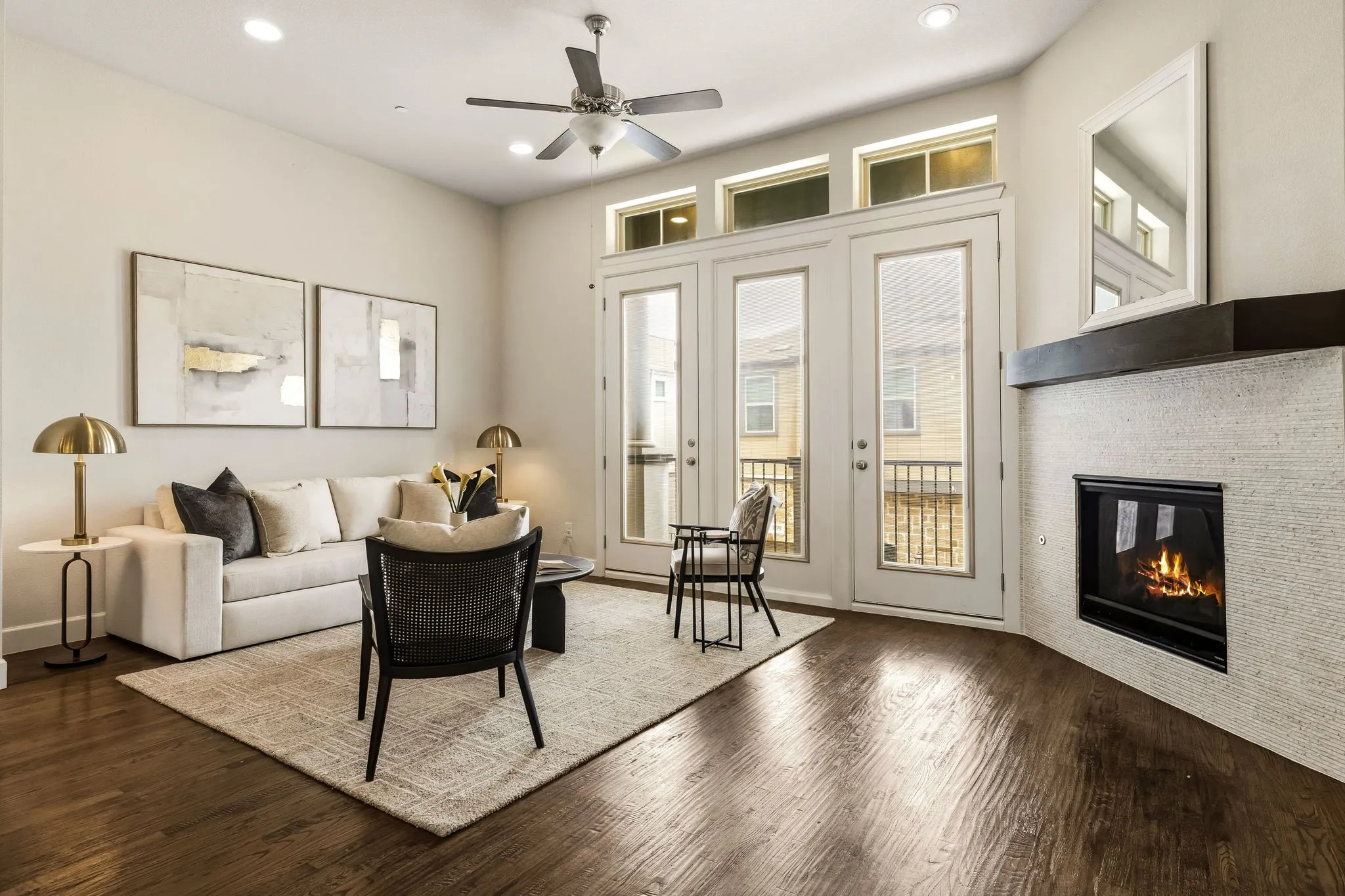 Single Family Residence For Sale in Dallas County , 1856 Stevens Bluff Lane, Dallas, Texas 75208, 3 Bedroom, 5 Bathroom, 2 Garage spaces, 2,809 Sqft, built in 2017, mls#21333012, Real Estate Agent in Dallas, Homes For Sale in Dallas county, Homes For Sale in Dallas, Realtor in Dallas Texas, Real Estate Brokerage Independent Realty Texas, Luminita Cordes Realtor