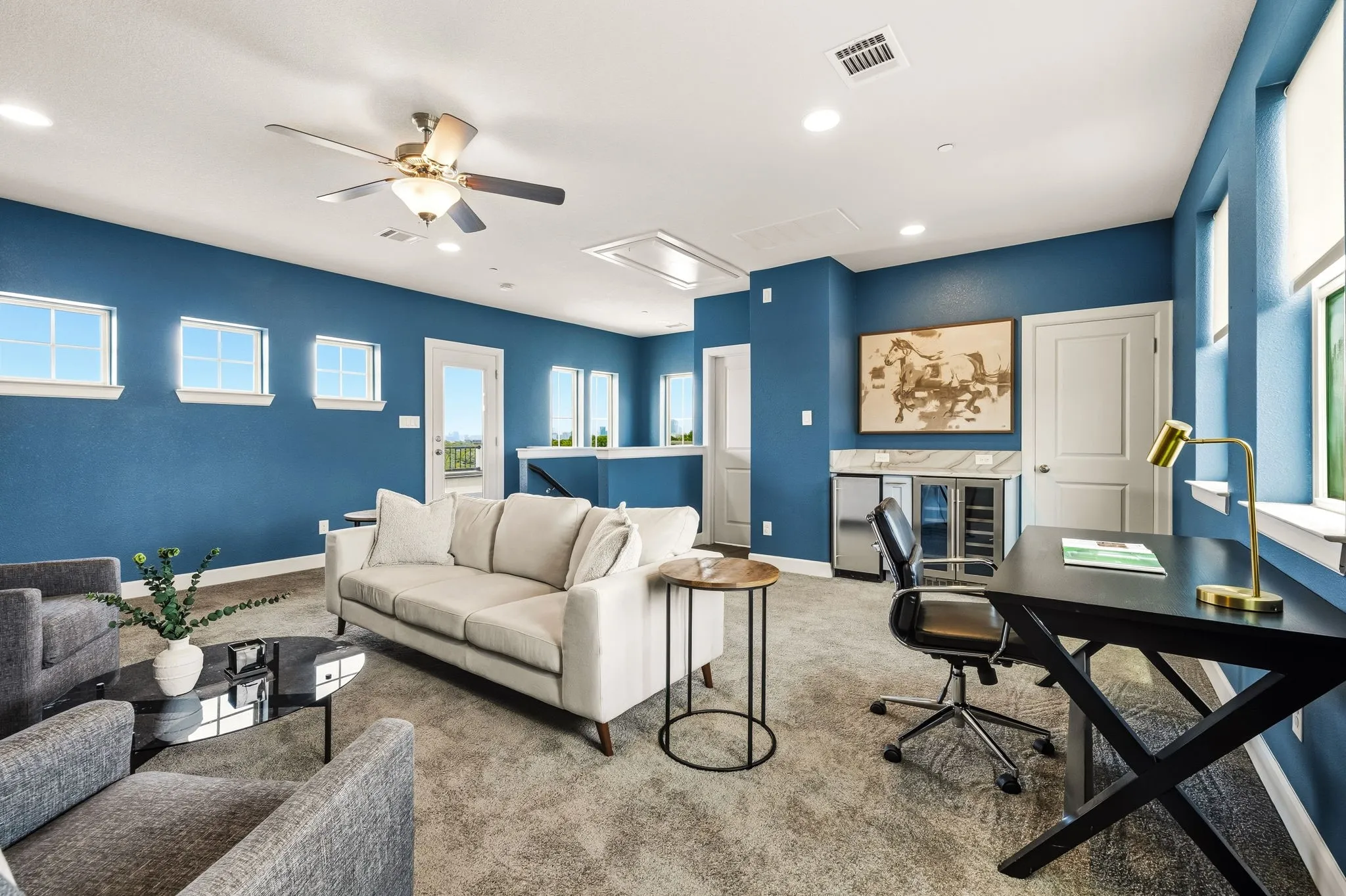 Single Family Residence For Sale in Dallas County , 1856 Stevens Bluff Lane, Dallas, Texas 75208, 3 Bedroom, 5 Bathroom, 2 Garage spaces, 2,809 Sqft, built in 2017, mls#21333012, Real Estate Agent in Dallas, Homes For Sale in Dallas county, Homes For Sale in Dallas, Realtor in Dallas Texas, Real Estate Brokerage Independent Realty Texas, Luminita Cordes Realtor