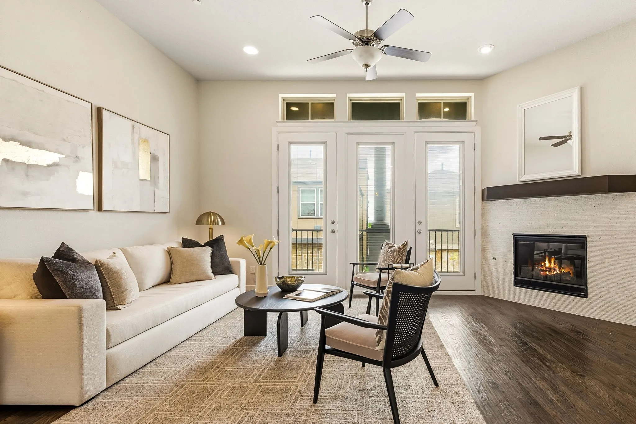 Single Family Residence For Sale in Dallas County , 1856 Stevens Bluff Lane, Dallas, Texas 75208, 3 Bedroom, 5 Bathroom, 2 Garage spaces, 2,809 Sqft, built in 2017, mls#21333012, Real Estate Agent in Dallas, Homes For Sale in Dallas county, Homes For Sale in Dallas, Realtor in Dallas Texas, Real Estate Brokerage Independent Realty Texas, Luminita Cordes Realtor
