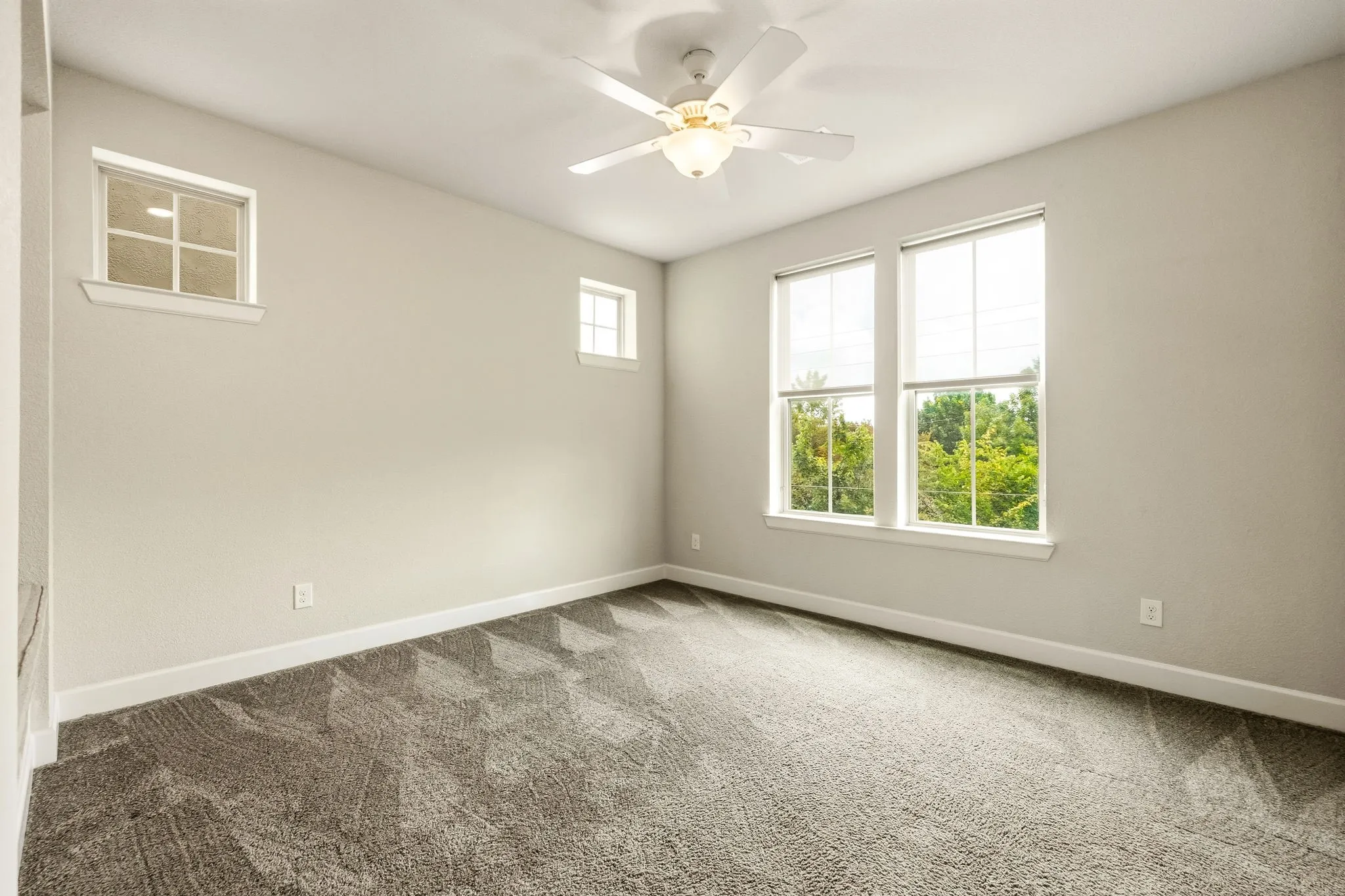 Single Family Residence For Sale in Dallas County , 1856 Stevens Bluff Lane, Dallas, Texas 75208, 3 Bedroom, 5 Bathroom, 2 Garage spaces, 2,809 Sqft, built in 2017, mls#21333012, Real Estate Agent in Dallas, Homes For Sale in Dallas county, Homes For Sale in Dallas, Realtor in Dallas Texas, Real Estate Brokerage Independent Realty Texas, Luminita Cordes Realtor