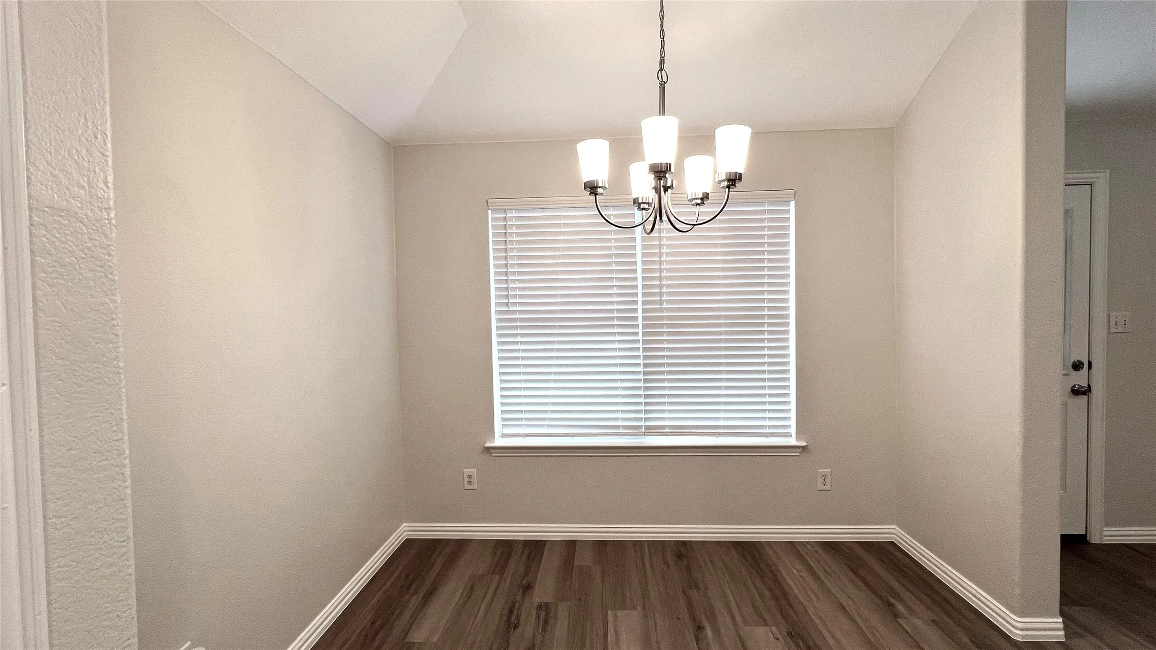 Single Family Residence For Rent in Collin County , 721 Cedar Cove Drive, Princeton, Texas 75407, 3 Bedroom, 2 Bathroom, 2 Garage spaces, 1,360 Sqft, built in 2008, mls#21333006, Real Estate Agent in Princeton, Homes For Rent in Collin county, Homes For Rent in Princeton, Realtor in Princeton Texas, Real Estate Brokerage Independent Realty Texas, Luminita Cordes Realtor