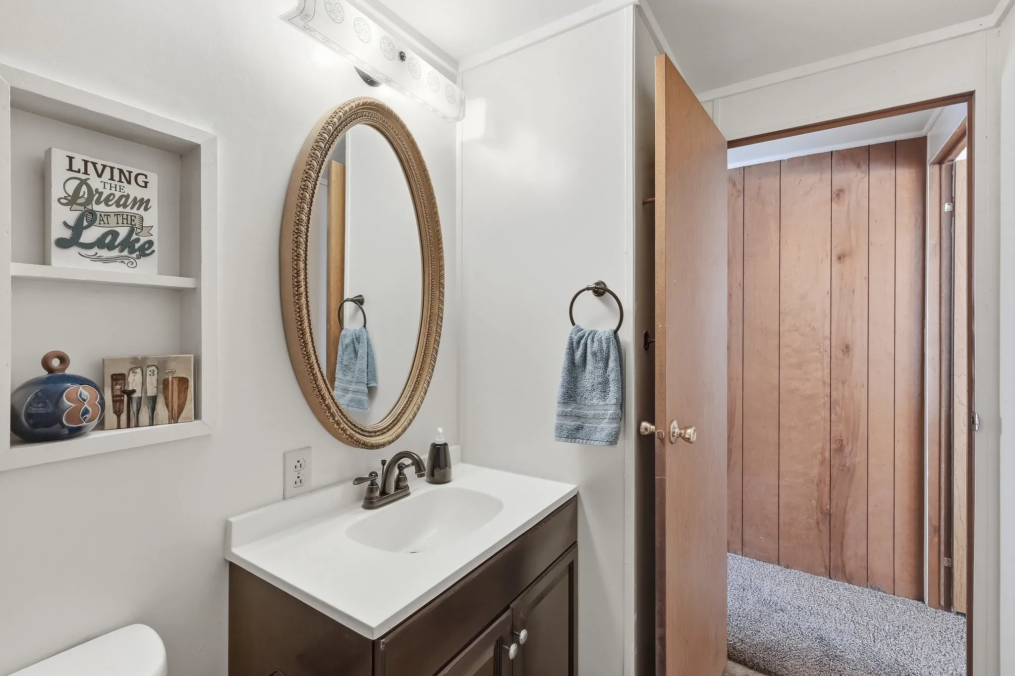 Single Family Residence For Sale in Hood County , 4417 Wildwood Circle, Granbury, Texas 76049, 2 Bedrooms, 2 Bathrooms, Garage spaces, 1,062 Sqft, built in 1982, Price $242,000, mls#21329808, Real Estate Agent in Granbury, Homes For Sale in Hood county, Homes For Sale in Granbury, Realtor in Granbury Texas, Real Estate Brokerage Independent Realty Texas, Luminita Cordes Realtor