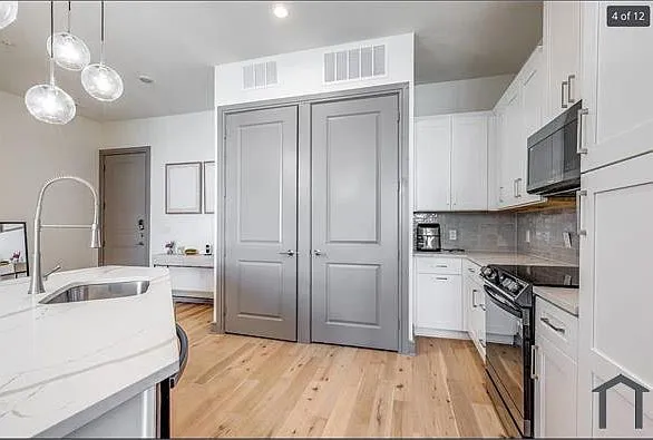Condominium For Rent in Denton County , 2700 Old Denton Road 3350, Carrollton, Texas 75007, 1 Bedroom, 1 Bathroom, 1 Garage spaces, 835 Sqft, built in 2021, Price $1,800, mls#21333027, Real Estate Agent in Carrollton, Homes For Rent in Denton county, Homes For Rent in Carrollton, Realtor in Carrollton Texas, Real Estate Brokerage Independent Realty Texas, Luminita Cordes Realtor