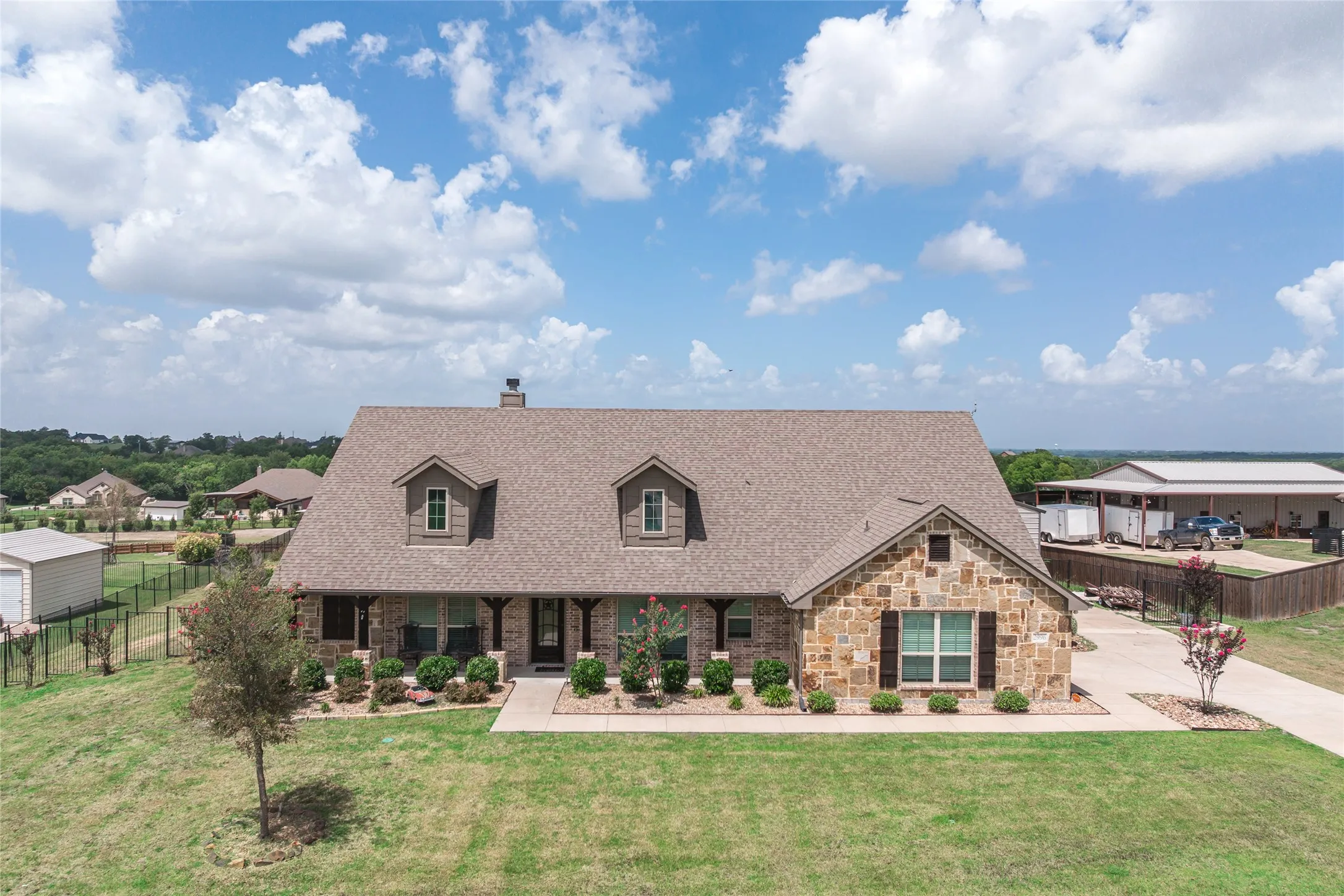 Single Family Residence For Sale in Collin County , 2996 Kate Drive, Farmersville, Texas 75442, 4 Bedroom, 2 Bathroom, 2 Garage spaces, 2,337 Sqft, built in 2018, mls#21278856, Real Estate Agent in Farmersville, Homes For Sale in Collin county, Homes For Sale in Farmersville, Realtor in Farmersville Texas, Real Estate Brokerage Independent Realty Texas, Luminita Cordes Realtor