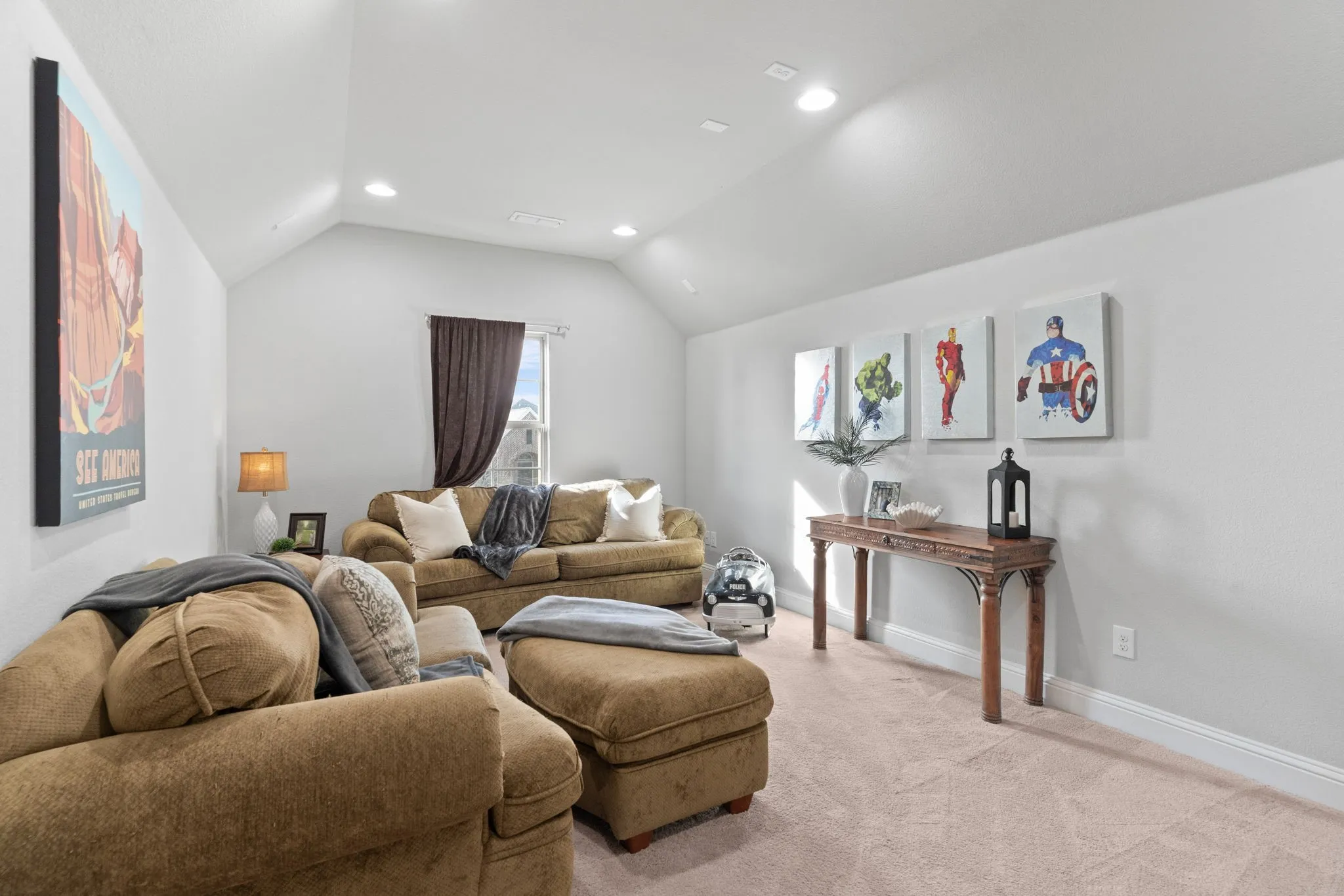 Single Family Residence For Sale in Collin County , 7508 W Fork Lane, Mc Kinney, Texas 75071, 4 Bedroom, 3 Bathroom, 2 Garage spaces, 2,350 Sqft, built in 2016, mls#21333029, Real Estate Agent in Mc Kinney, Homes For Sale in Collin county, Homes For Sale in Mc Kinney, Realtor in Mc Kinney Texas, Real Estate Brokerage Independent Realty Texas, Luminita Cordes Realtor