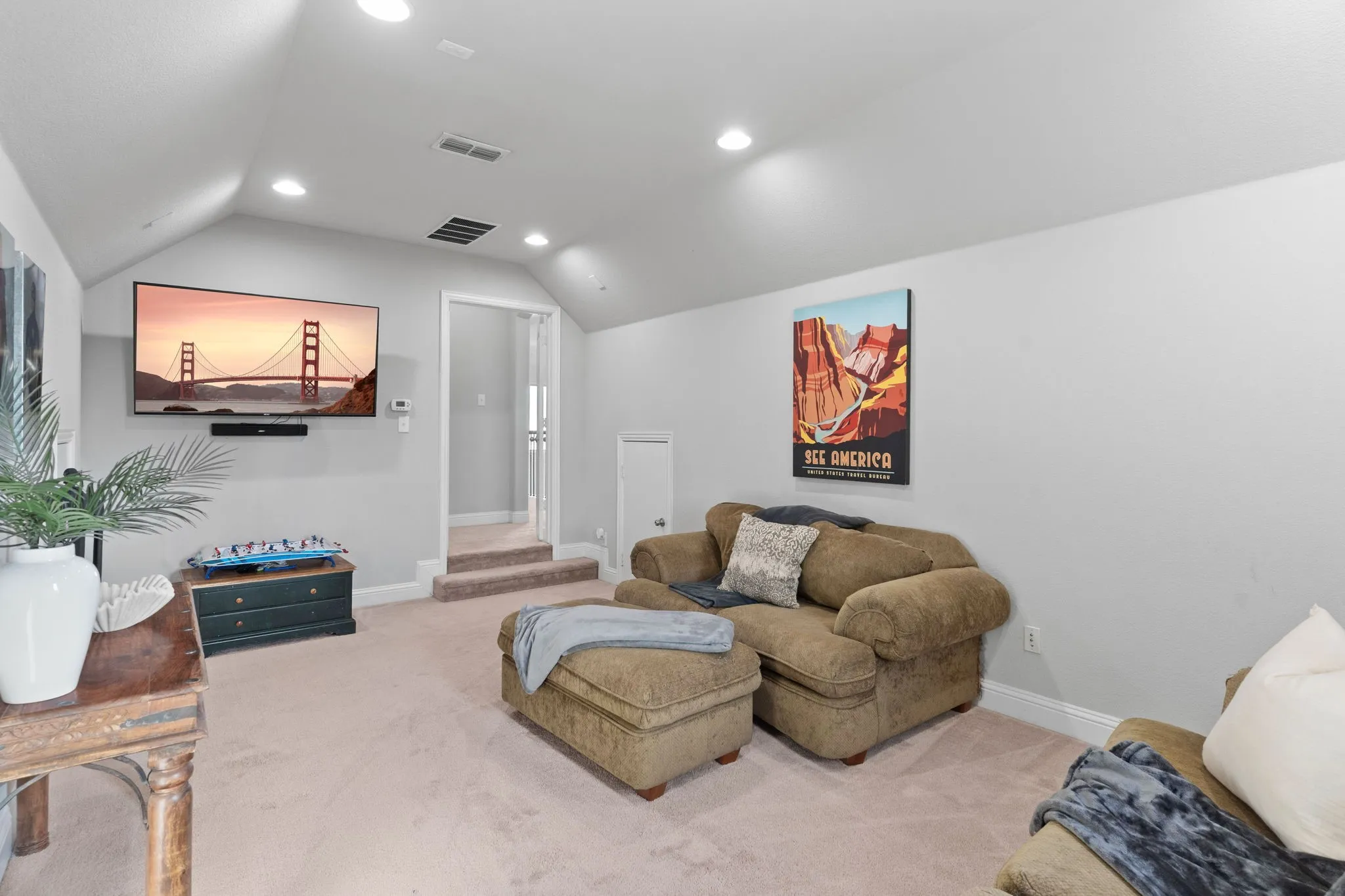 Single Family Residence For Sale in Collin County , 7508 W Fork Lane, Mc Kinney, Texas 75071, 4 Bedroom, 3 Bathroom, 2 Garage spaces, 2,350 Sqft, built in 2016, mls#21333029, Real Estate Agent in Mc Kinney, Homes For Sale in Collin county, Homes For Sale in Mc Kinney, Realtor in Mc Kinney Texas, Real Estate Brokerage Independent Realty Texas, Luminita Cordes Realtor