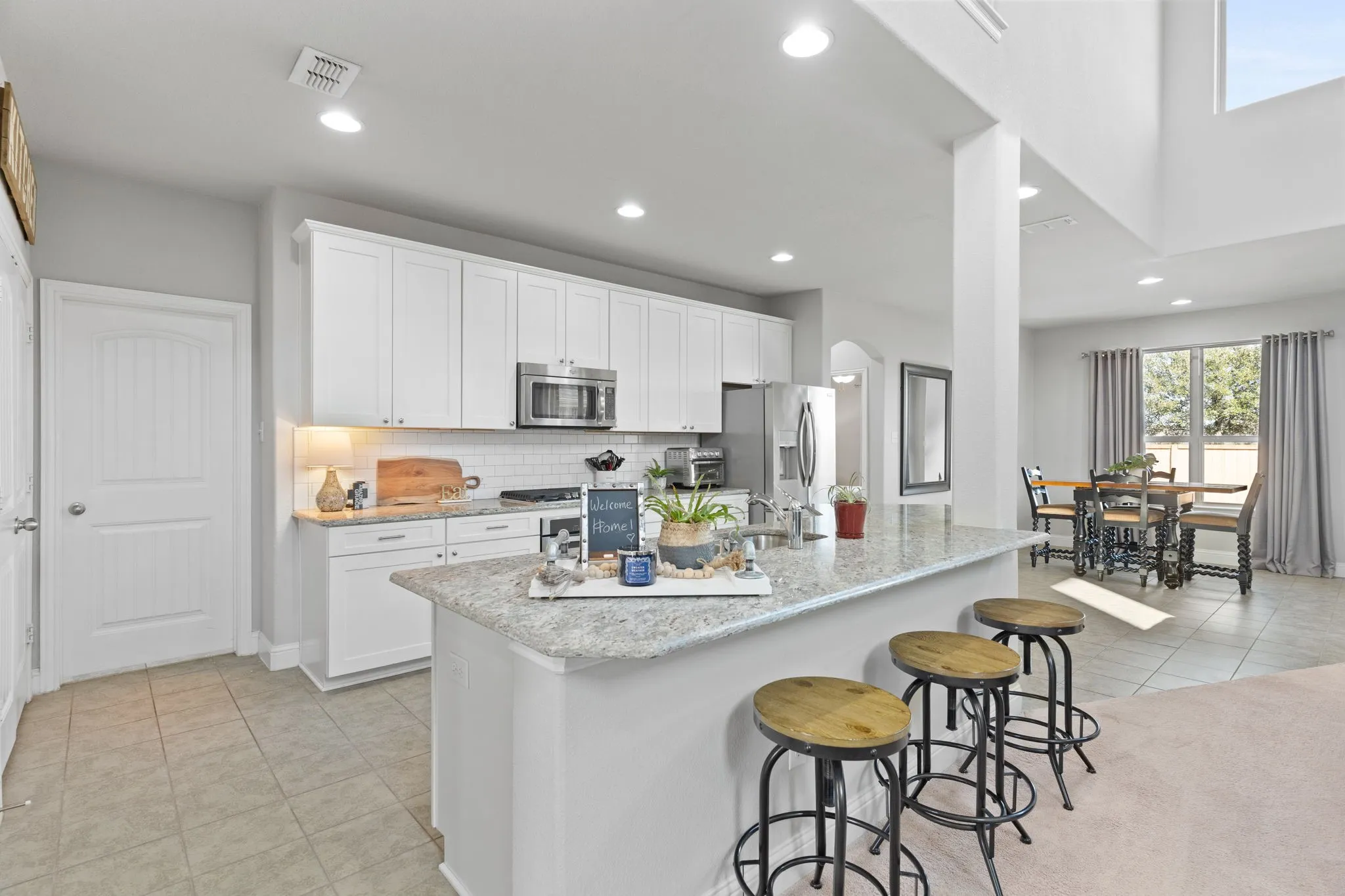 Single Family Residence For Sale in Collin County , 7508 W Fork Lane, Mc Kinney, Texas 75071, 4 Bedroom, 3 Bathroom, 2 Garage spaces, 2,350 Sqft, built in 2016, mls#21333029, Real Estate Agent in Mc Kinney, Homes For Sale in Collin county, Homes For Sale in Mc Kinney, Realtor in Mc Kinney Texas, Real Estate Brokerage Independent Realty Texas, Luminita Cordes Realtor