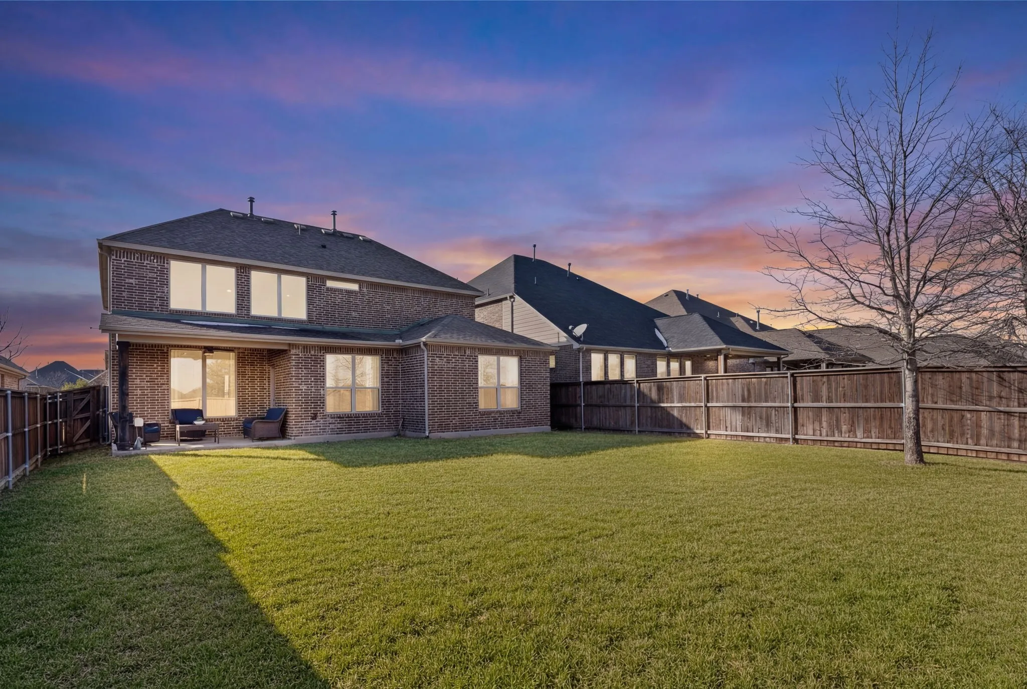 Single Family Residence For Sale in Collin County , 7508 W Fork Lane, Mc Kinney, Texas 75071, 4 Bedroom, 3 Bathroom, 2 Garage spaces, 2,350 Sqft, built in 2016, mls#21333029, Real Estate Agent in Mc Kinney, Homes For Sale in Collin county, Homes For Sale in Mc Kinney, Realtor in Mc Kinney Texas, Real Estate Brokerage Independent Realty Texas, Luminita Cordes Realtor