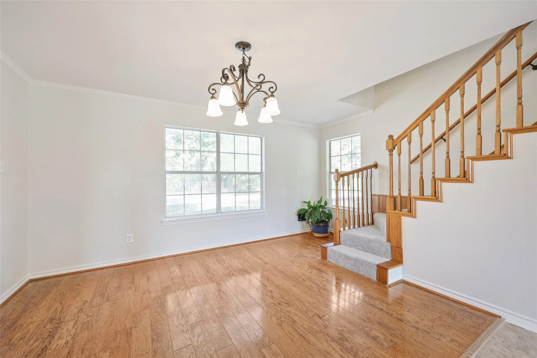 Single Family Residence For Sale in Ellis County , 626 Epps Road, Palmer, Texas 75152, 7 Bedroom, 5 Bathroom, Garage spaces, 3,668 Sqft, built in 1995, mls#21325132, Real Estate Agent in Palmer, Homes For Sale in Ellis county, Homes For Sale in Palmer, Realtor in Palmer Texas, Real Estate Brokerage Independent Realty Texas, Luminita Cordes Realtor