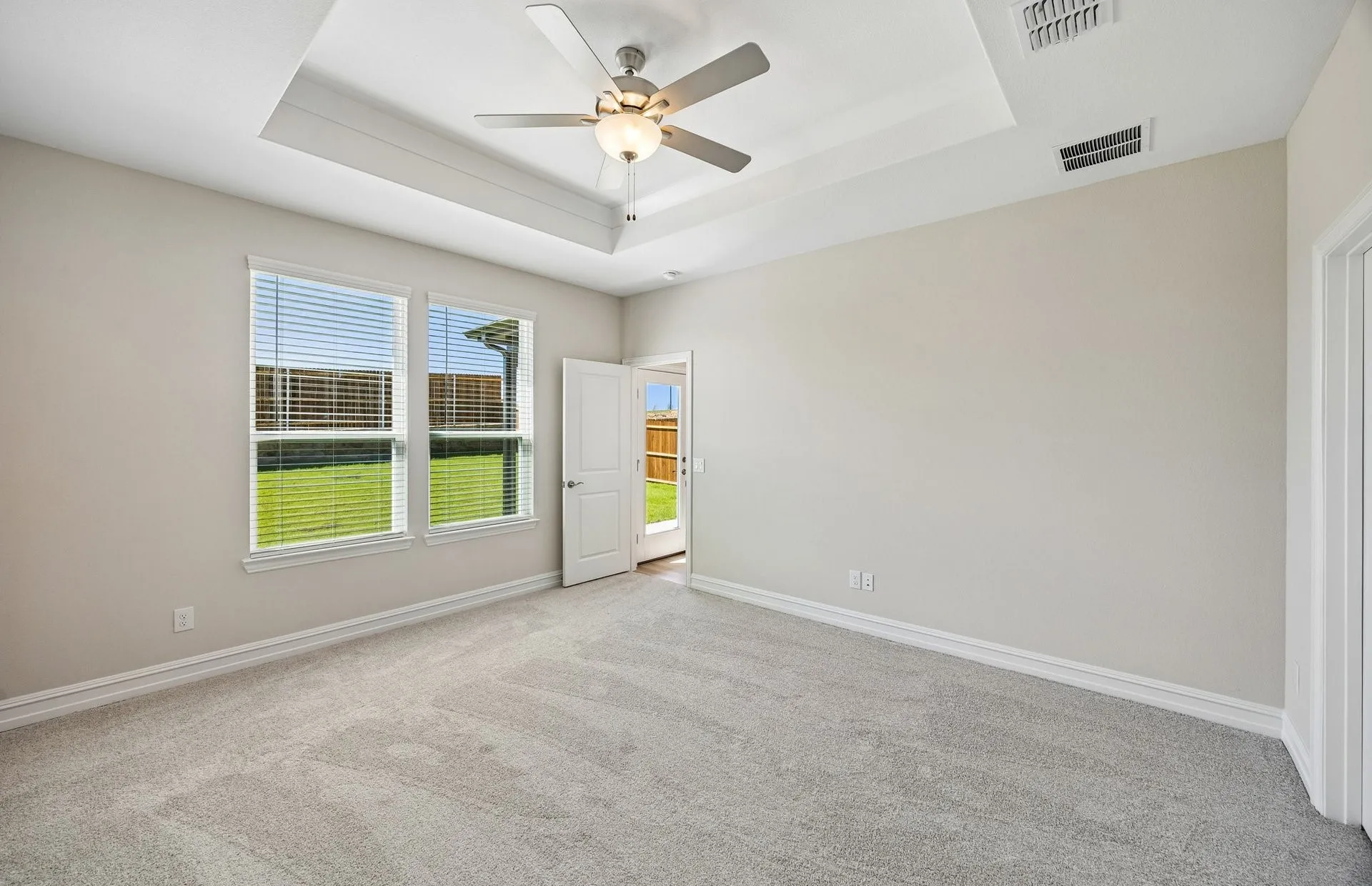 Tray ceiling in primary suite