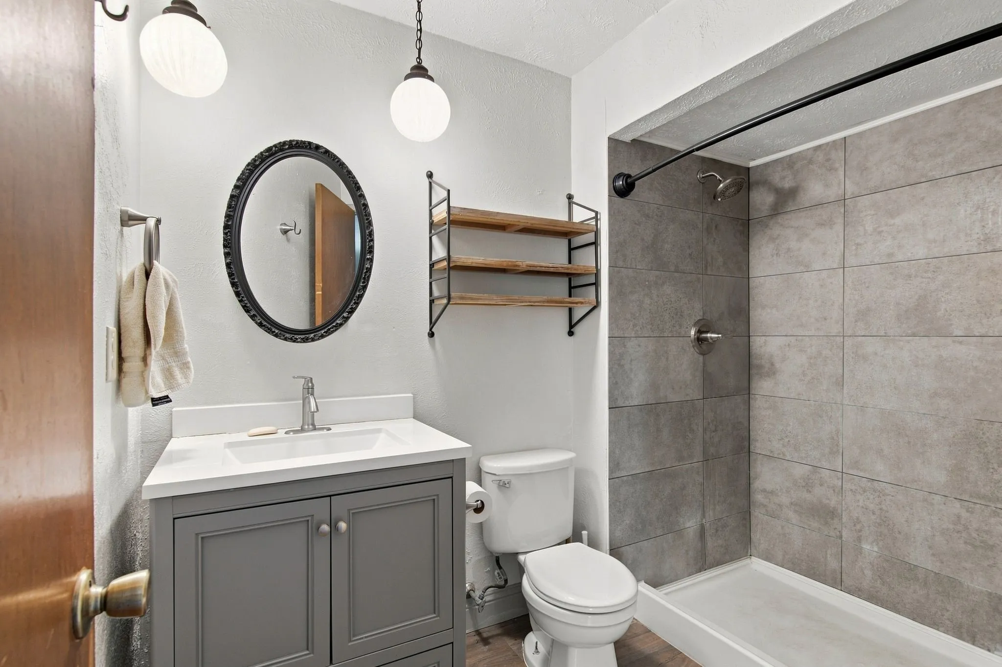 Single Family Residence For Sale in Tarrant County , 4025 Engleman Street, Fort Worth, Texas 76137, 3 Bedroom, 2 Bathroom, 2 Garage spaces, 1,674 Sqft, built in 1979, mls#21333070, Real Estate Agent in Fort Worth, Homes For Sale in Tarrant county, Homes For Sale in Fort Worth, Realtor in Fort Worth Texas, Real Estate Brokerage Independent Realty Texas, Luminita Cordes Realtor