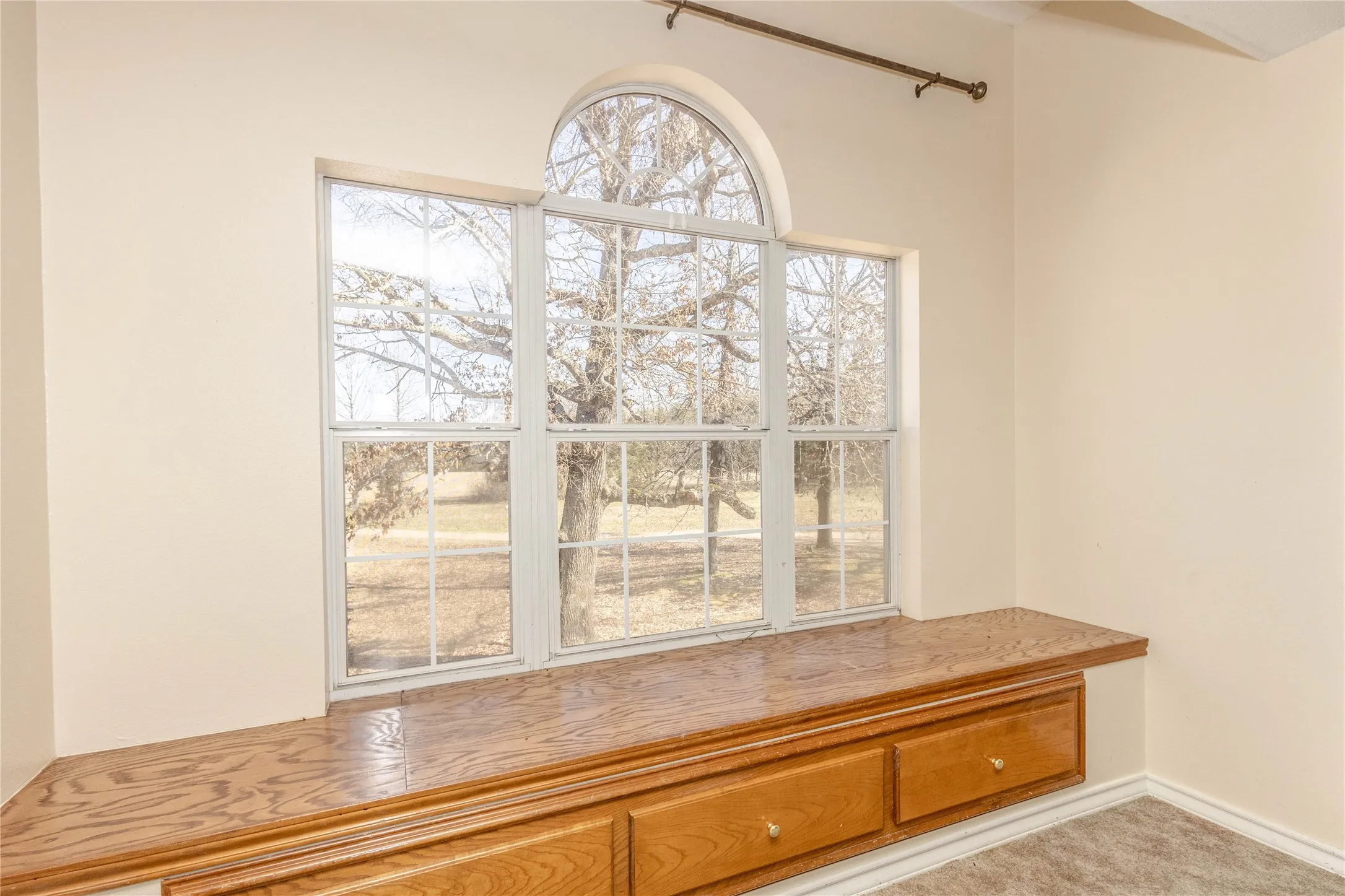 Single Family Residence For Sale in Bowie County , 2735 Daniels Chapel Road, New Boston, Texas 75570, 6 Bedroom, 4 Bathroom, 2 Garage spaces, 4,276 Sqft, built in 1996, mls#21333077, Real Estate Agent in New Boston, Homes For Sale in Bowie county, Homes For Sale in New Boston, Realtor in New Boston Texas, Real Estate Brokerage Independent Realty Texas, Luminita Cordes Realtor