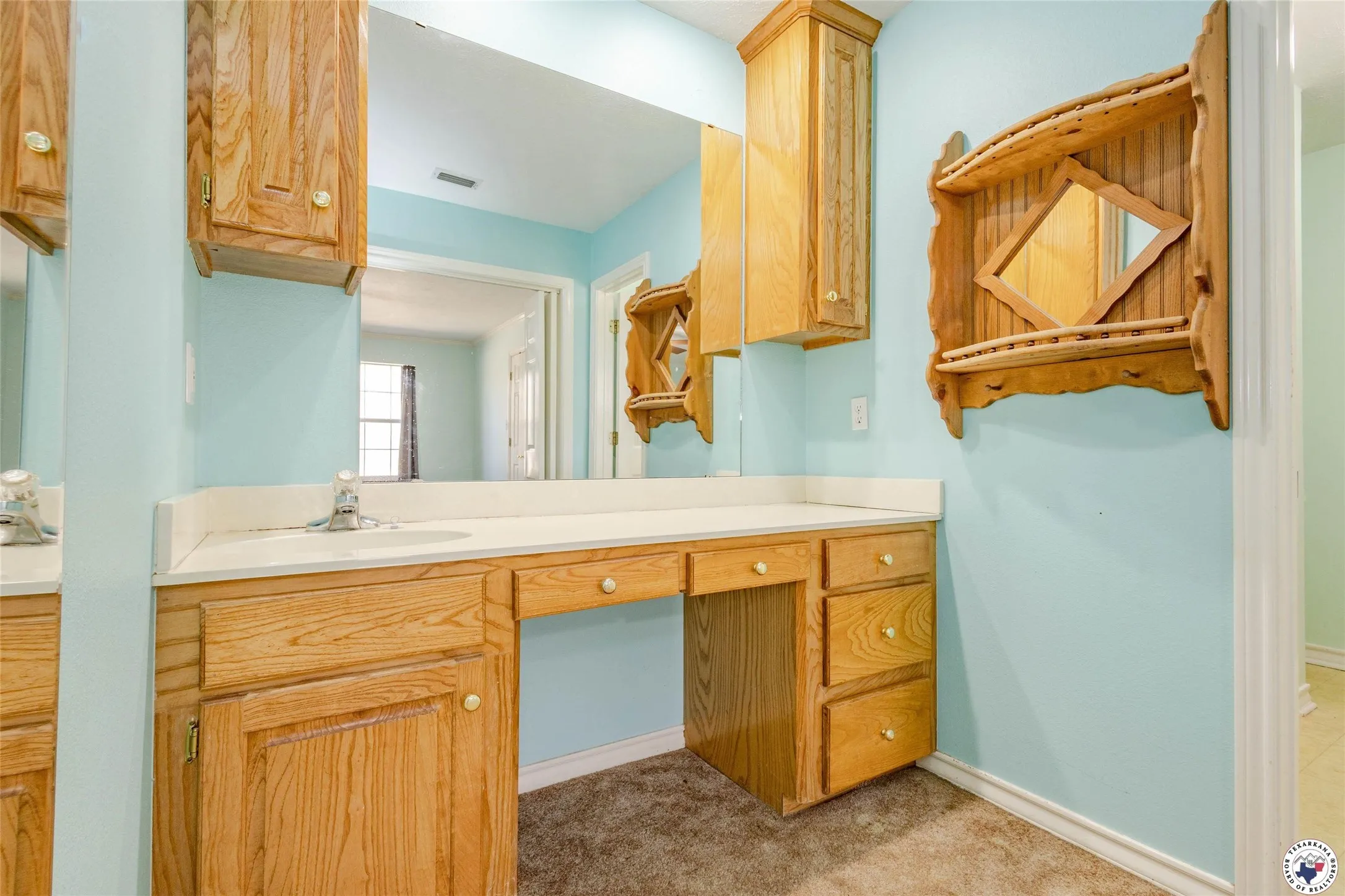 Single Family Residence For Sale in Bowie County , 2735 Daniels Chapel Road, New Boston, Texas 75570, 6 Bedroom, 4 Bathroom, 2 Garage spaces, 4,276 Sqft, built in 1996, mls#21333077, Real Estate Agent in New Boston, Homes For Sale in Bowie county, Homes For Sale in New Boston, Realtor in New Boston Texas, Real Estate Brokerage Independent Realty Texas, Luminita Cordes Realtor