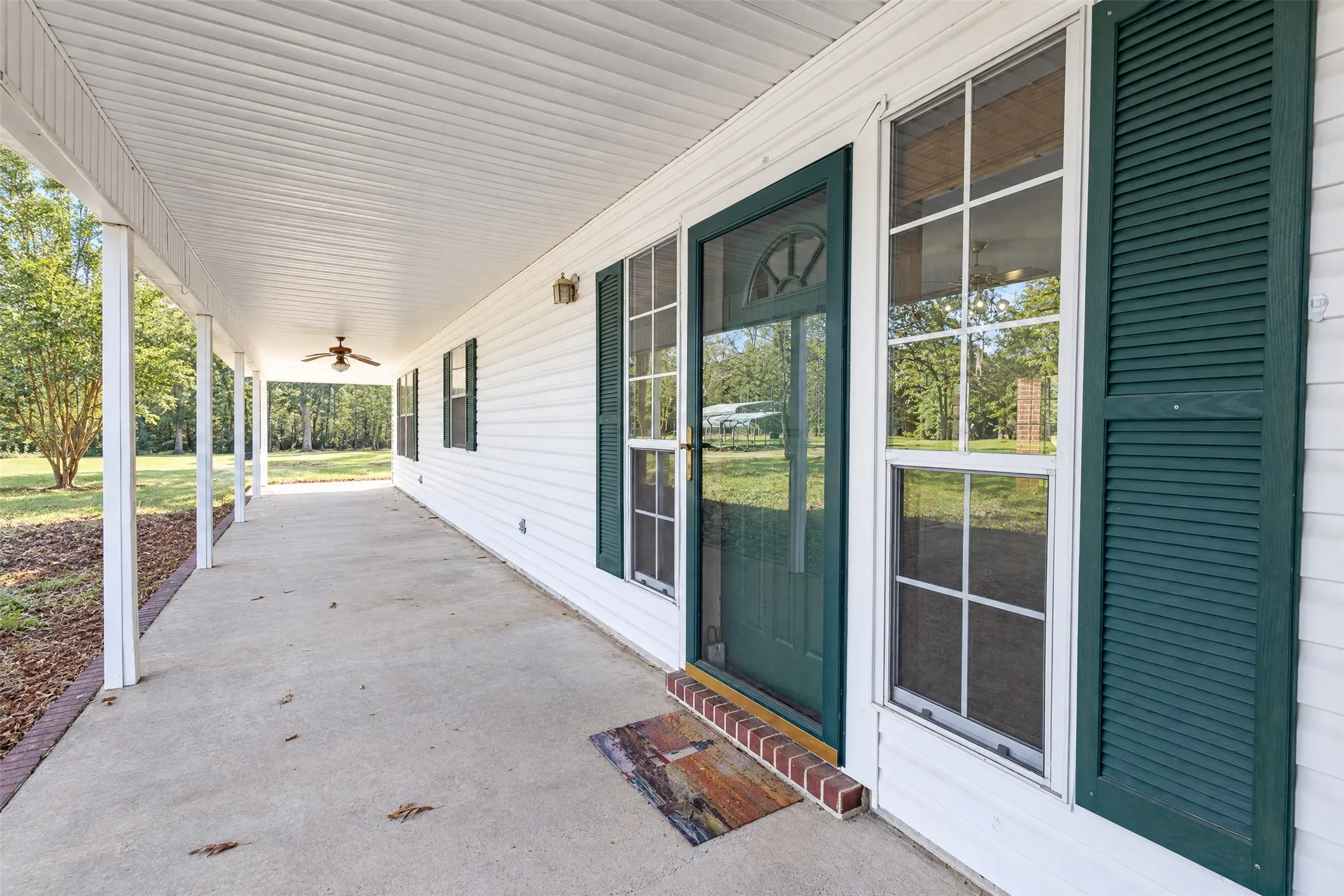 Single Family Residence For Sale in Bowie County , 2735 Daniels Chapel Road, New Boston, Texas 75570, 6 Bedroom, 4 Bathroom, 2 Garage spaces, 4,276 Sqft, built in 1996, mls#21333077, Real Estate Agent in New Boston, Homes For Sale in Bowie county, Homes For Sale in New Boston, Realtor in New Boston Texas, Real Estate Brokerage Independent Realty Texas, Luminita Cordes Realtor