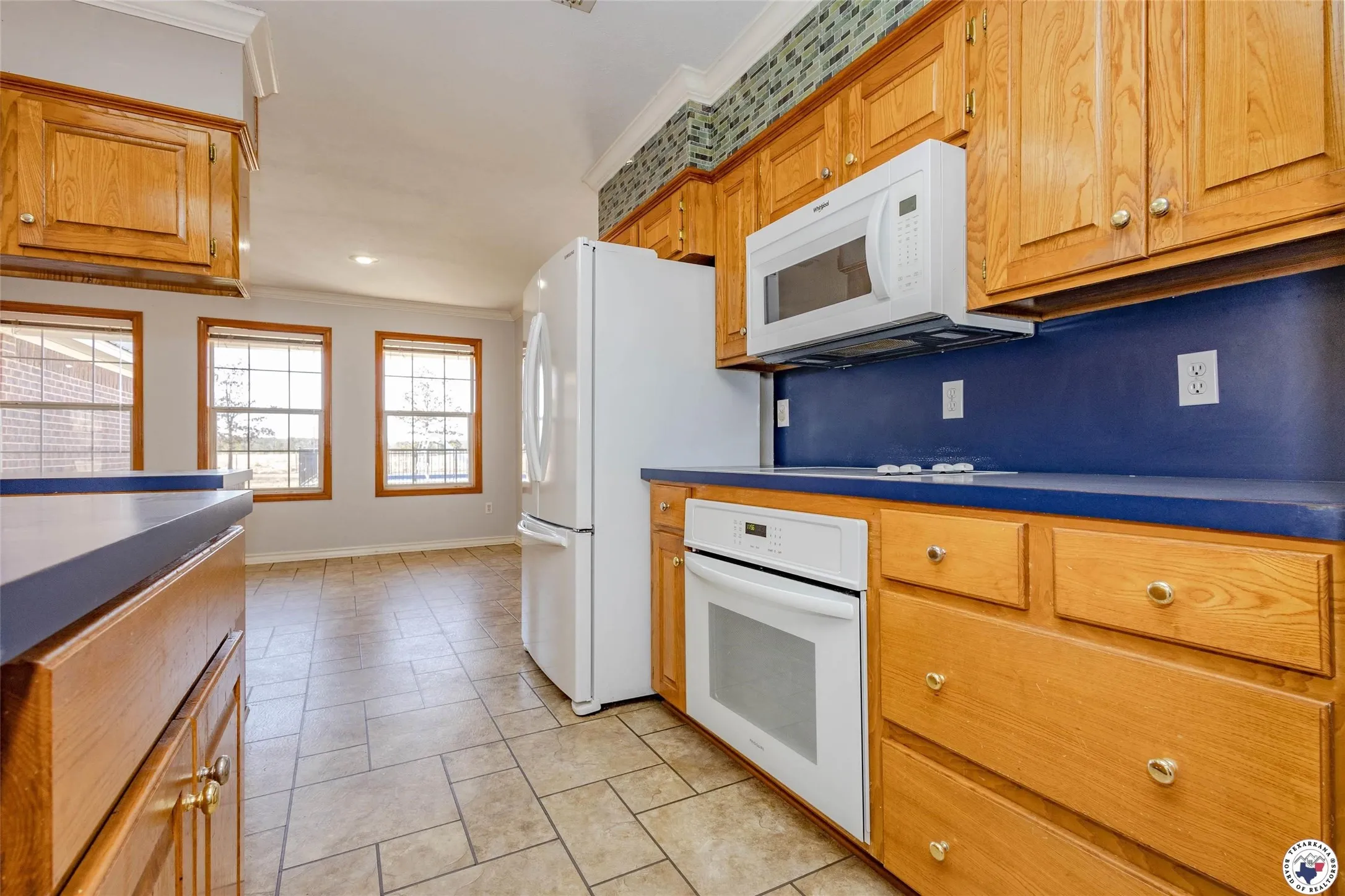 Single Family Residence For Sale in Bowie County , 2735 Daniels Chapel Road, New Boston, Texas 75570, 6 Bedroom, 4 Bathroom, 2 Garage spaces, 4,276 Sqft, built in 1996, mls#21333077, Real Estate Agent in New Boston, Homes For Sale in Bowie county, Homes For Sale in New Boston, Realtor in New Boston Texas, Real Estate Brokerage Independent Realty Texas, Luminita Cordes Realtor