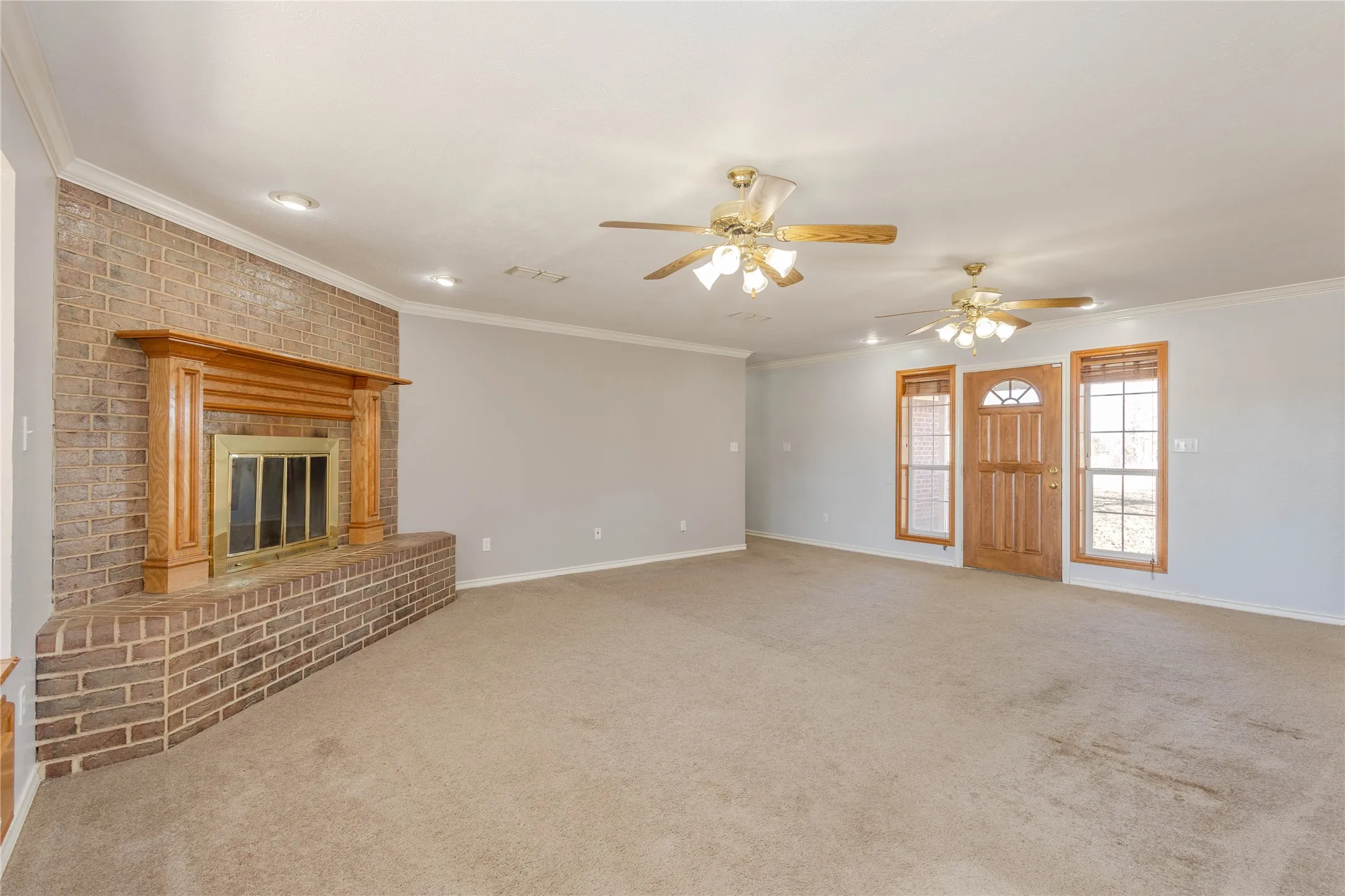Single Family Residence For Sale in Bowie County , 2735 Daniels Chapel Road, New Boston, Texas 75570, 6 Bedroom, 4 Bathroom, 2 Garage spaces, 4,276 Sqft, built in 1996, mls#21333077, Real Estate Agent in New Boston, Homes For Sale in Bowie county, Homes For Sale in New Boston, Realtor in New Boston Texas, Real Estate Brokerage Independent Realty Texas, Luminita Cordes Realtor