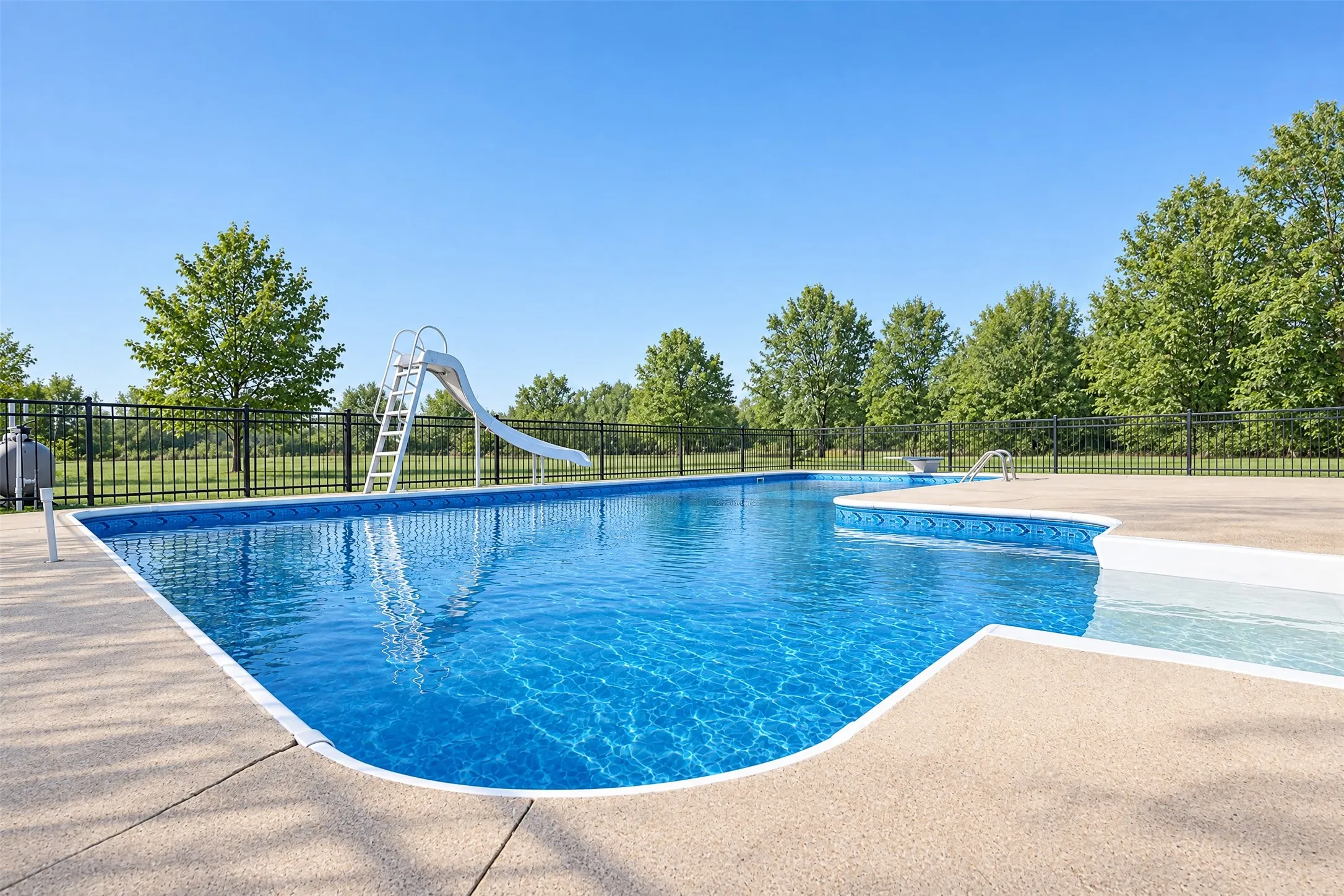 Single Family Residence For Sale in Bowie County , 2735 Daniels Chapel Road, New Boston, Texas 75570, 6 Bedroom, 4 Bathroom, 2 Garage spaces, 4,276 Sqft, built in 1996, mls#21333077, Real Estate Agent in New Boston, Homes For Sale in Bowie county, Homes For Sale in New Boston, Realtor in New Boston Texas, Real Estate Brokerage Independent Realty Texas, Luminita Cordes Realtor