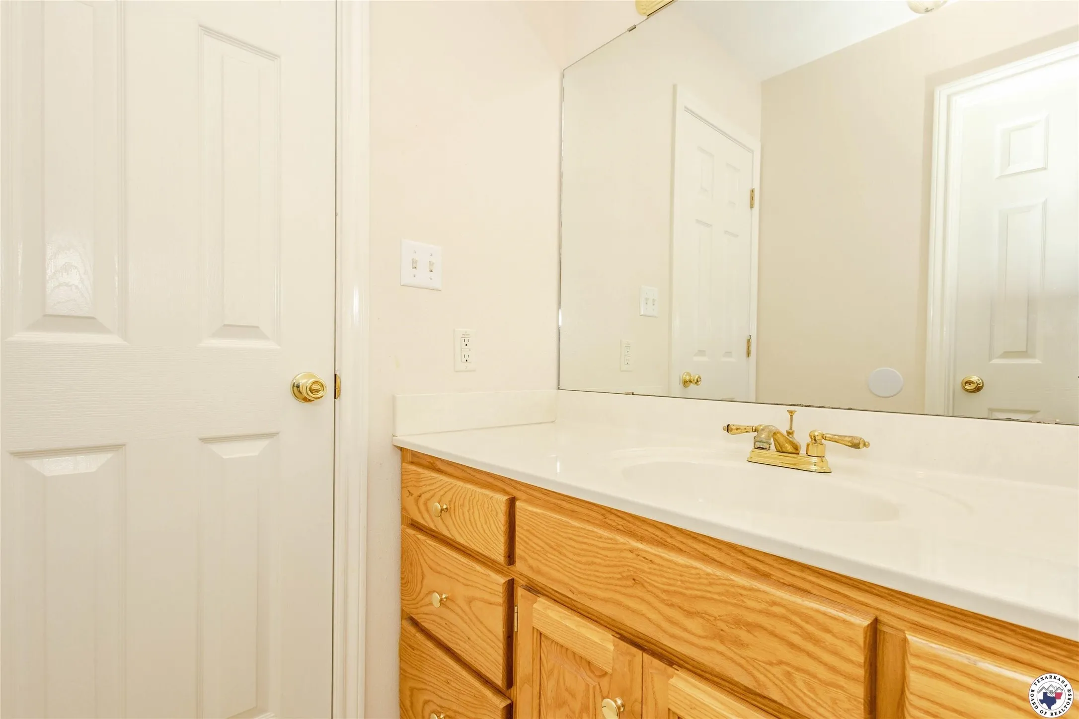 Upstairs Half Bath with Sink