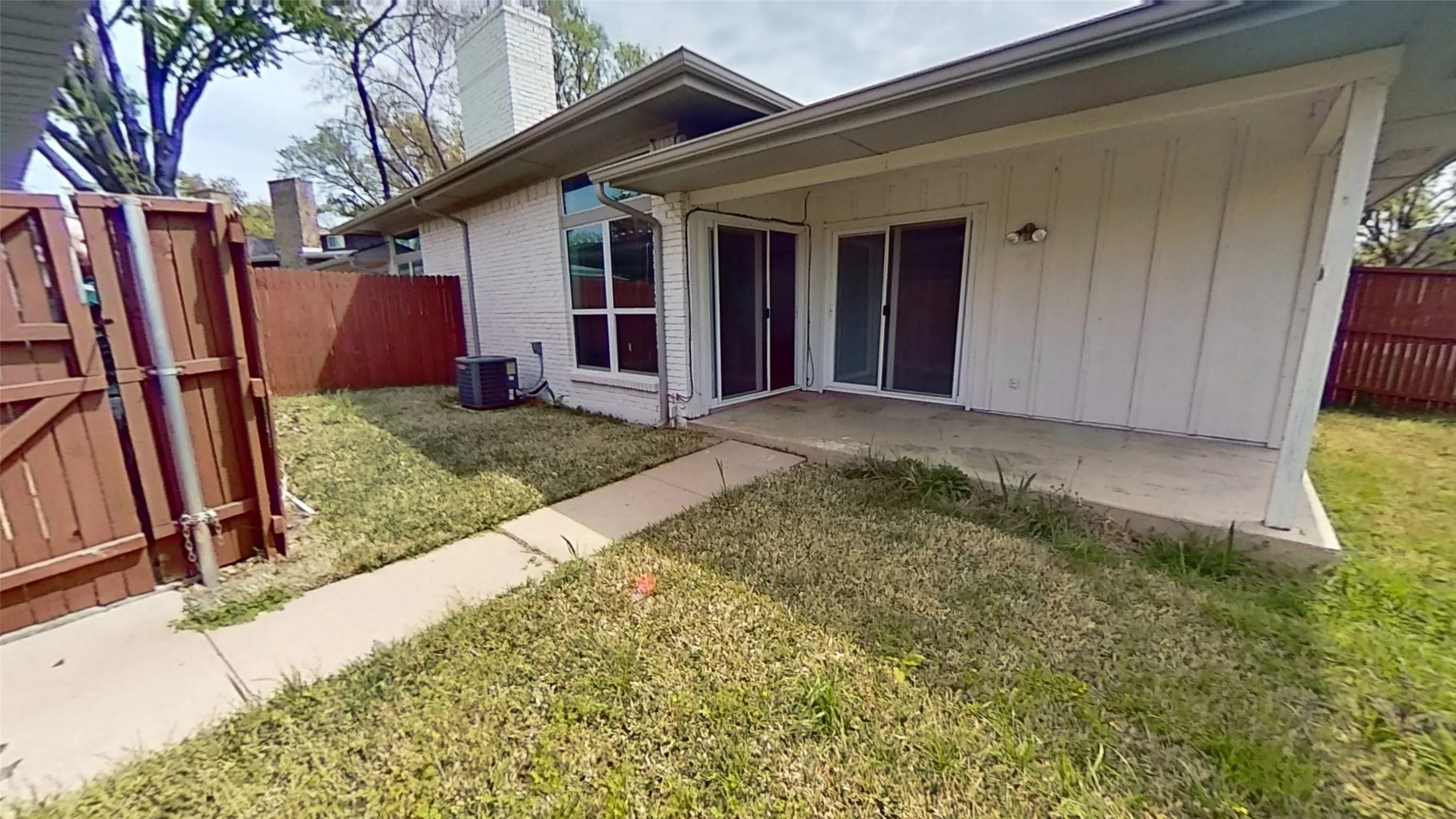 Duplex For Sale in Dallas County , 3609 Stables, Dallas, Texas 75229, 4 Bedroom, 4 Bathroom, Garage spaces, 0 Sqft, built in 1970, mls#21329883, Real Estate Agent in Dallas, Homes For Sale in Dallas county, Homes For Sale in Dallas, Realtor in Dallas Texas, Real Estate Brokerage Independent Realty Texas, Luminita Cordes Realtor
