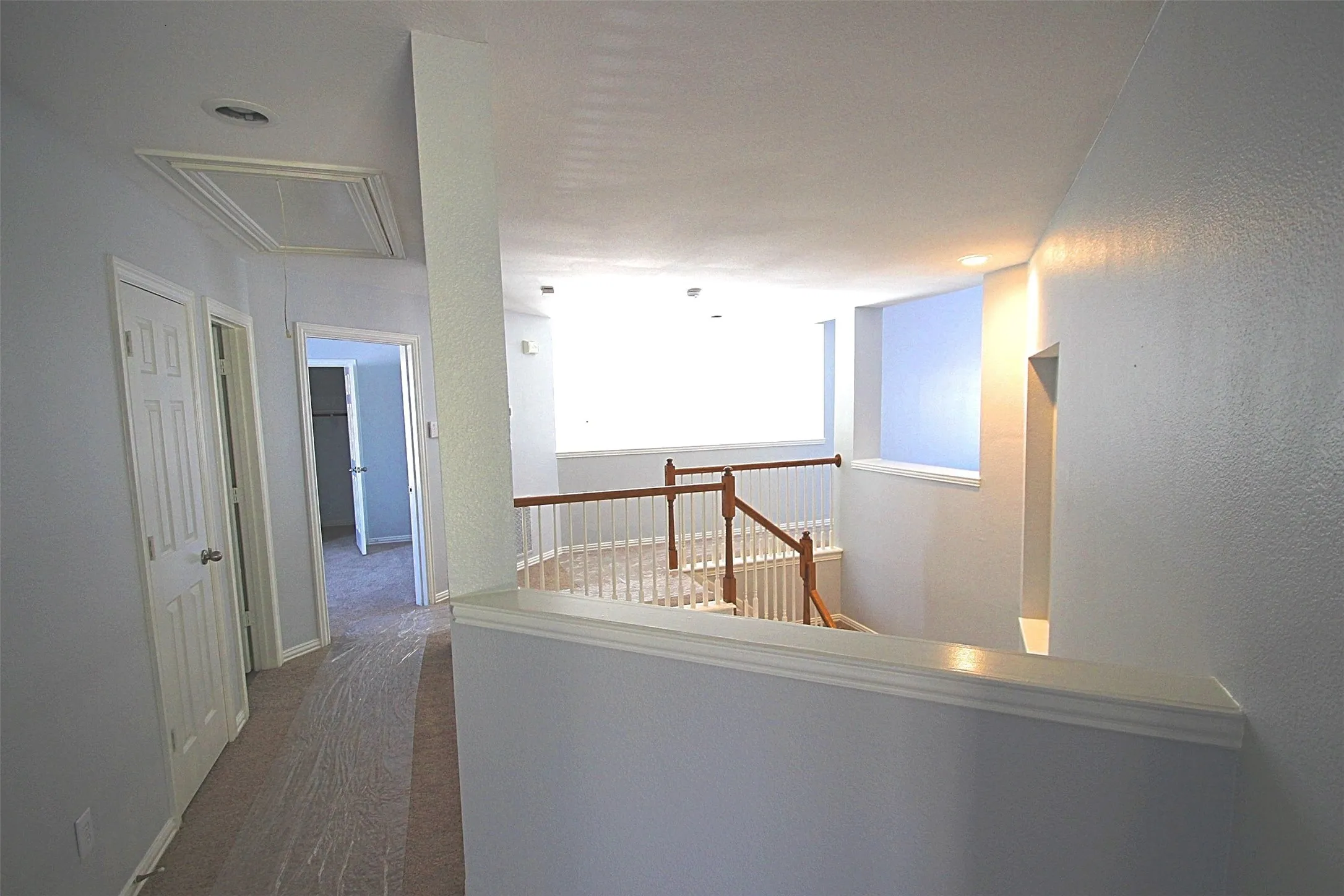 Single Family Residence For Rent in Collin County , 18620 Gibbons Drive, Dallas, Texas 75287, 3 Bedroom, 3 Bathroom, 2 Garage spaces, 2,630 Sqft, built in 1996, mls#21333101, Real Estate Agent in Dallas, Homes For Rent in Collin county, Homes For Rent in Dallas, Realtor in Dallas Texas, Real Estate Brokerage Independent Realty Texas, Luminita Cordes Realtor