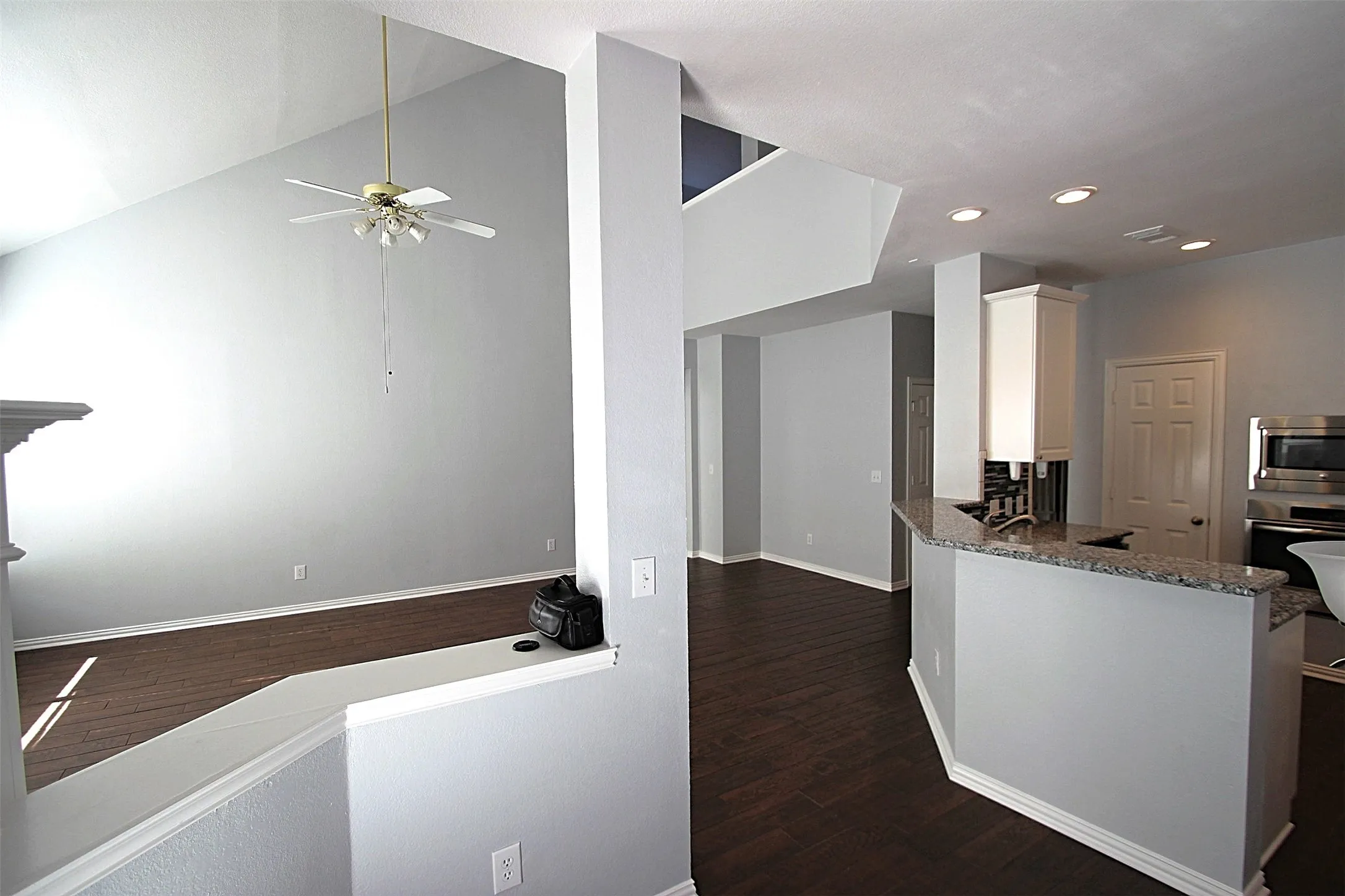 Single Family Residence For Rent in Collin County , 18620 Gibbons Drive, Dallas, Texas 75287, 3 Bedroom, 3 Bathroom, 2 Garage spaces, 2,630 Sqft, built in 1996, mls#21333101, Real Estate Agent in Dallas, Homes For Rent in Collin county, Homes For Rent in Dallas, Realtor in Dallas Texas, Real Estate Brokerage Independent Realty Texas, Luminita Cordes Realtor
