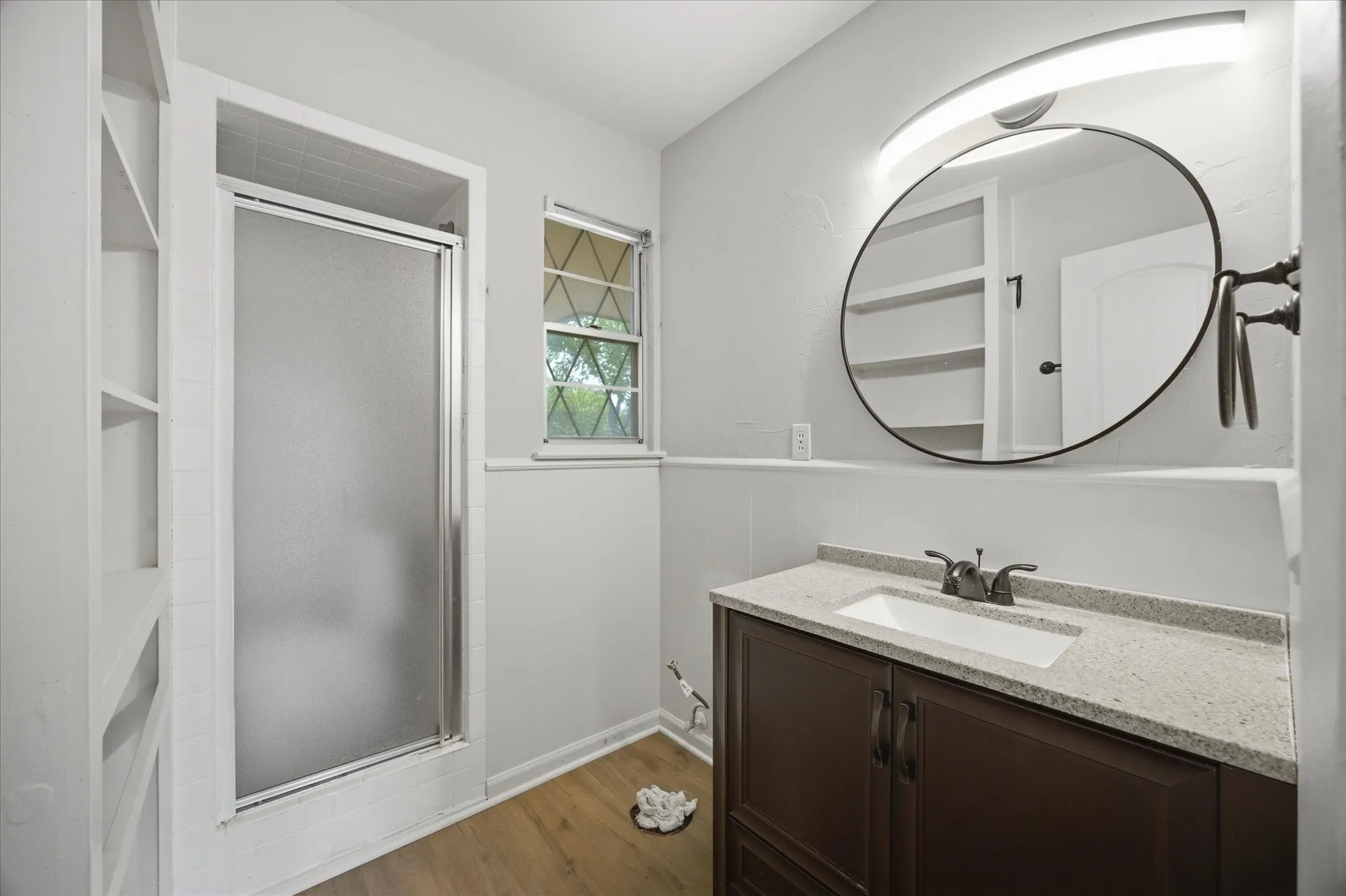 Single Family Residence For Sale in Dallas County , 2210 Fairfax Drive, Irving, Texas 75060, 3 Bedroom, 2 Bathroom, 2 Garage spaces, 1,162 Sqft, built in 1961, mls#21322681, Real Estate Agent in Irving, Homes For Sale in Dallas county, Homes For Sale in Irving, Realtor in Irving Texas, Real Estate Brokerage Independent Realty Texas, Luminita Cordes Realtor