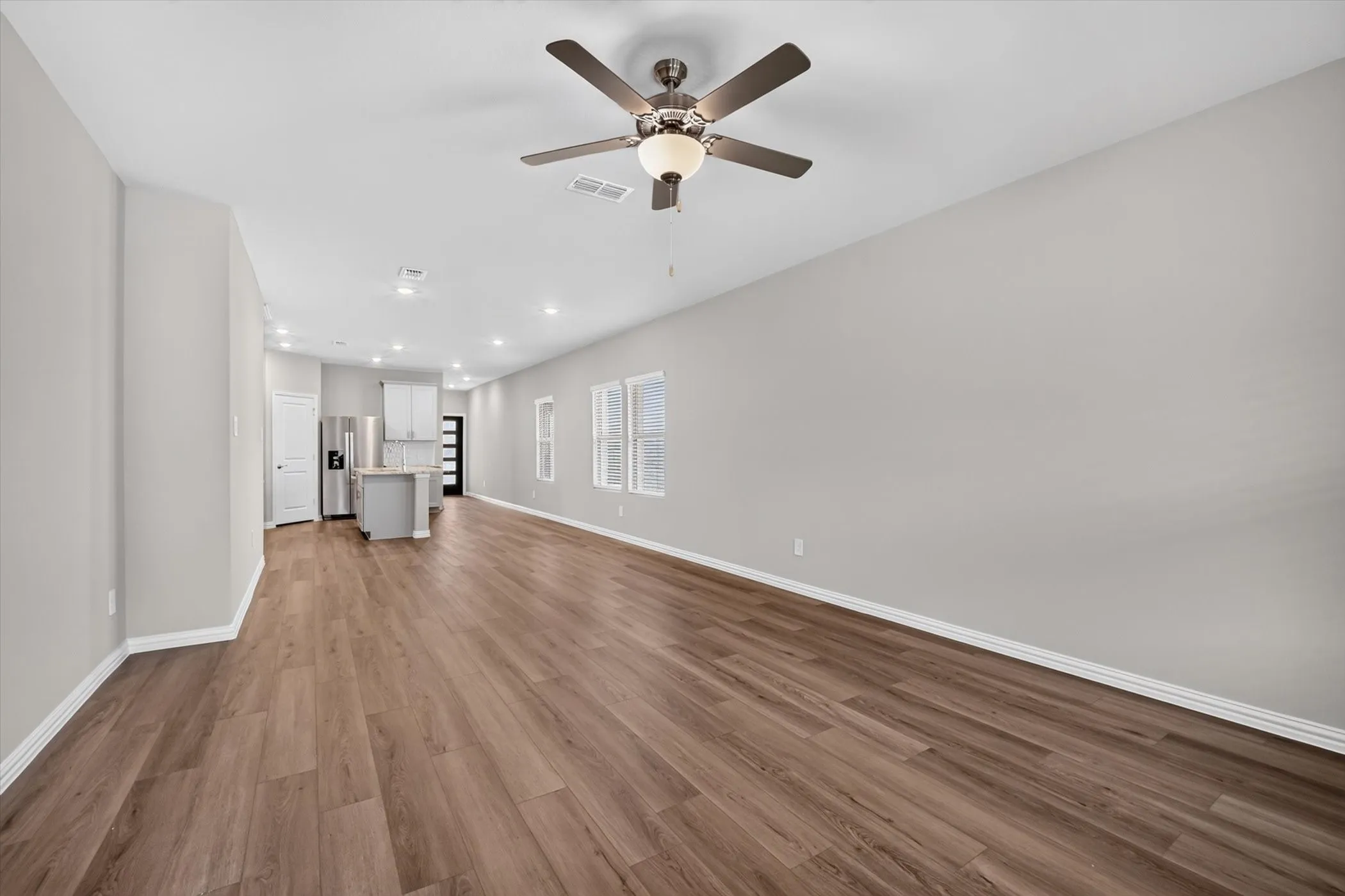 Single Family Residence For Rent in Collin County , 512 Dorothy Drive, Mc Kinney, Texas 75071, 3 Bedroom, 2 Bathroom, 2 Garage spaces, 1,475 Sqft, built in 2026, mls#21333110, Real Estate Agent in Mc Kinney, Homes For Rent in Collin county, Homes For Rent in Mc Kinney, Realtor in Mc Kinney Texas, Real Estate Brokerage Independent Realty Texas, Luminita Cordes Realtor