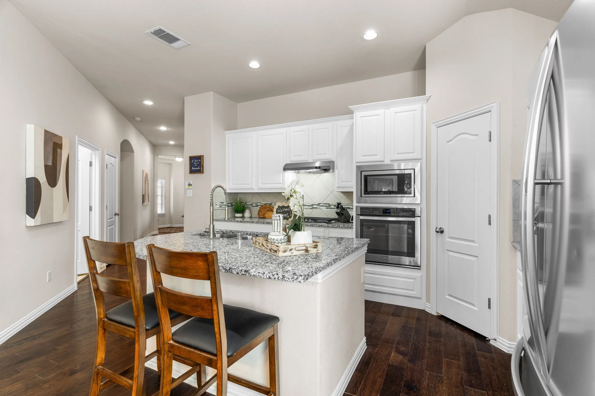 Single Family Residence For Sale in Collin County , 7513 W Fork Lane, Mc Kinney, Texas 75071, 3 Bedroom, 3 Bathroom, 2 Garage spaces, 2,104 Sqft, built in 2016, mls#21333083, Real Estate Agent in Mc Kinney, Homes For Sale in Collin county, Homes For Sale in Mc Kinney, Realtor in Mc Kinney Texas, Real Estate Brokerage Independent Realty Texas, Luminita Cordes Realtor