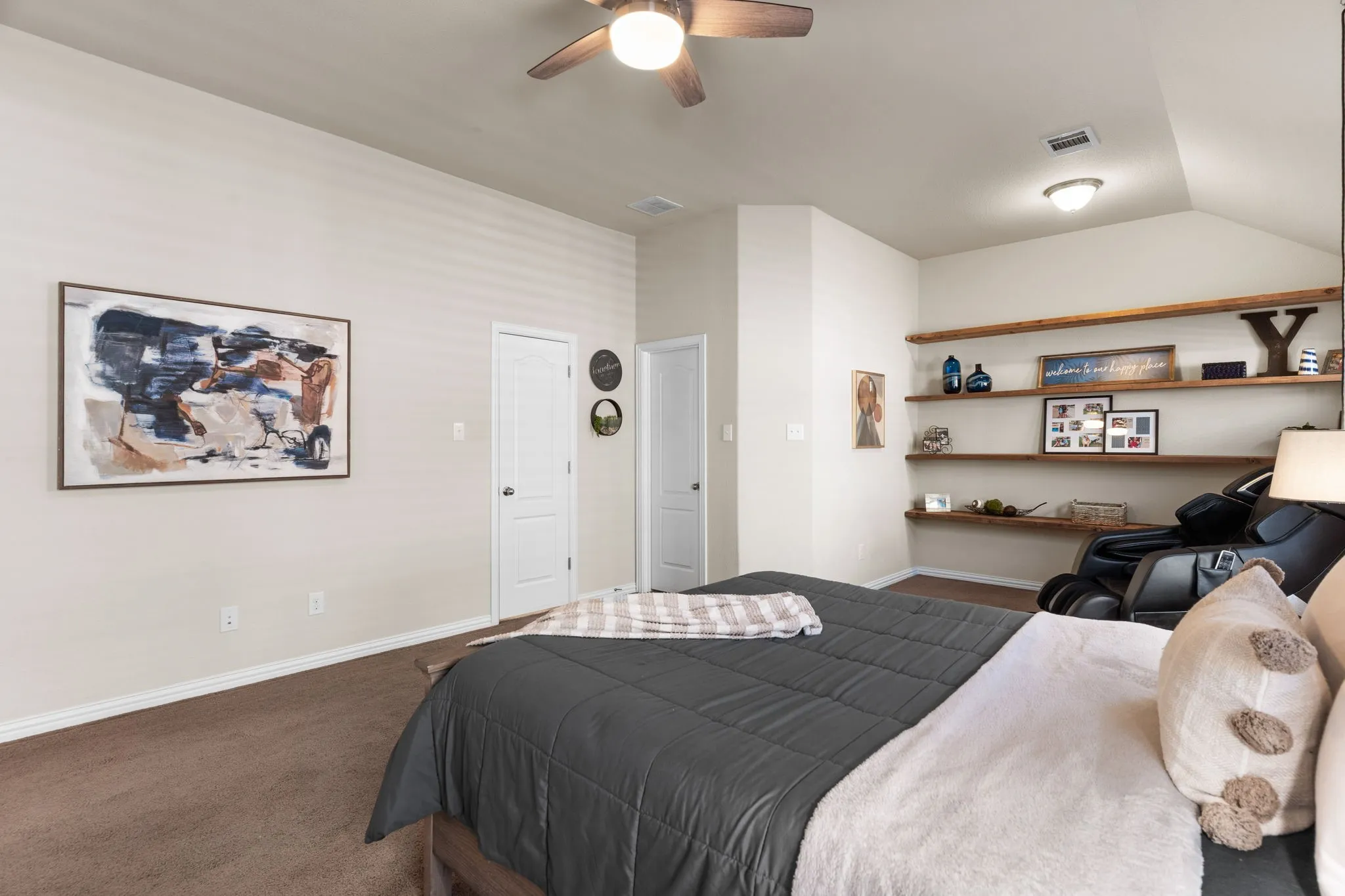 Single Family Residence For Sale in Collin County , 7513 W Fork Lane, Mc Kinney, Texas 75071, 3 Bedroom, 3 Bathroom, 2 Garage spaces, 2,104 Sqft, built in 2016, mls#21333083, Real Estate Agent in Mc Kinney, Homes For Sale in Collin county, Homes For Sale in Mc Kinney, Realtor in Mc Kinney Texas, Real Estate Brokerage Independent Realty Texas, Luminita Cordes Realtor