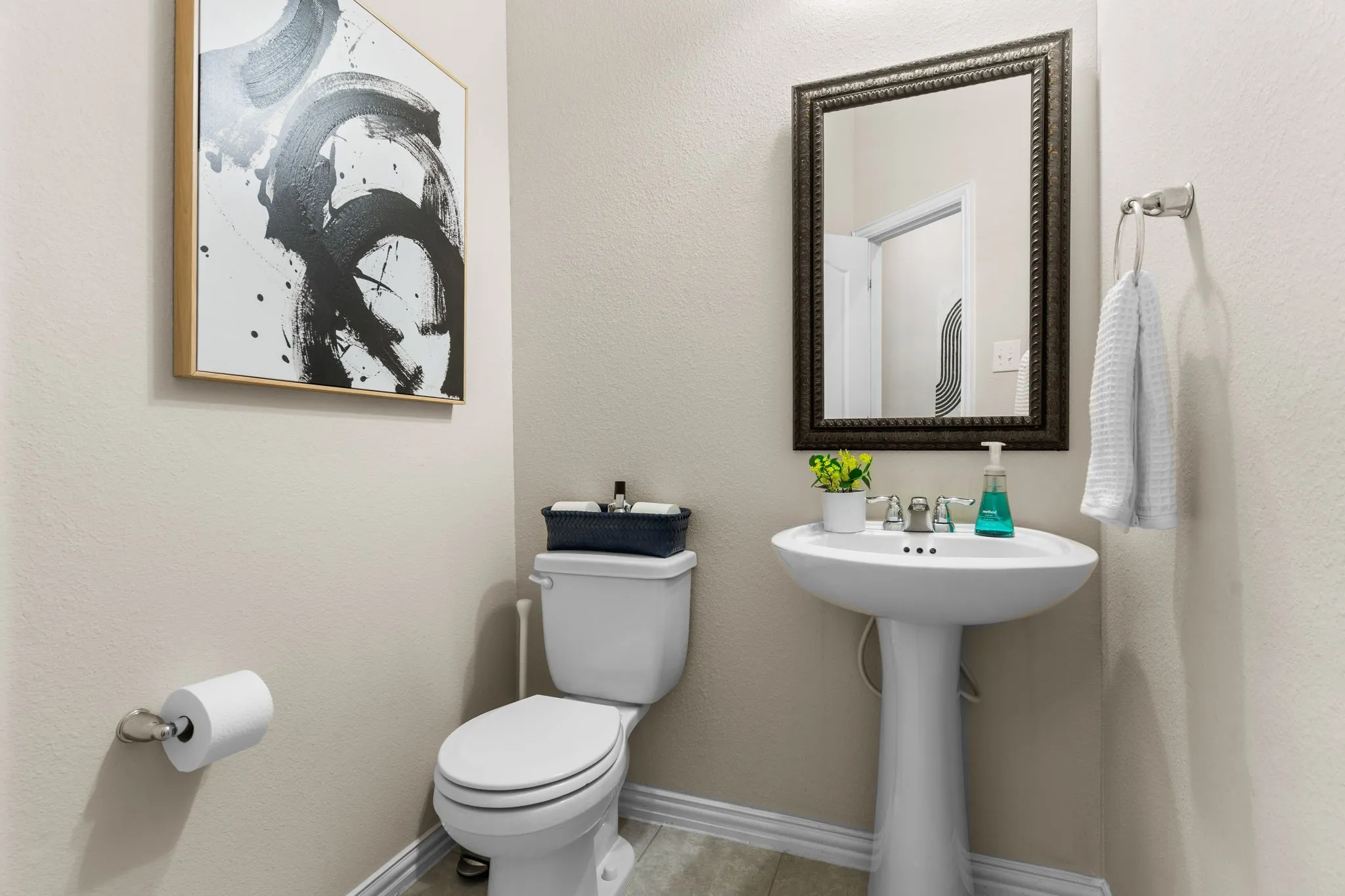 Single Family Residence For Sale in Collin County , 7513 W Fork Lane, Mc Kinney, Texas 75071, 3 Bedroom, 3 Bathroom, 2 Garage spaces, 2,104 Sqft, built in 2016, mls#21333083, Real Estate Agent in Mc Kinney, Homes For Sale in Collin county, Homes For Sale in Mc Kinney, Realtor in Mc Kinney Texas, Real Estate Brokerage Independent Realty Texas, Luminita Cordes Realtor