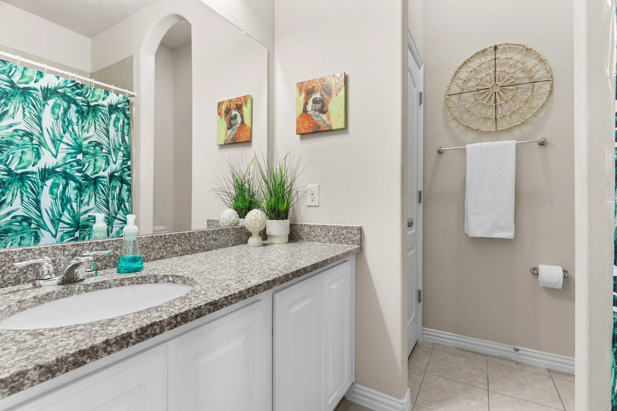 Single Family Residence For Sale in Collin County , 7513 W Fork Lane, Mc Kinney, Texas 75071, 3 Bedroom, 3 Bathroom, 2 Garage spaces, 2,104 Sqft, built in 2016, mls#21333083, Real Estate Agent in Mc Kinney, Homes For Sale in Collin county, Homes For Sale in Mc Kinney, Realtor in Mc Kinney Texas, Real Estate Brokerage Independent Realty Texas, Luminita Cordes Realtor