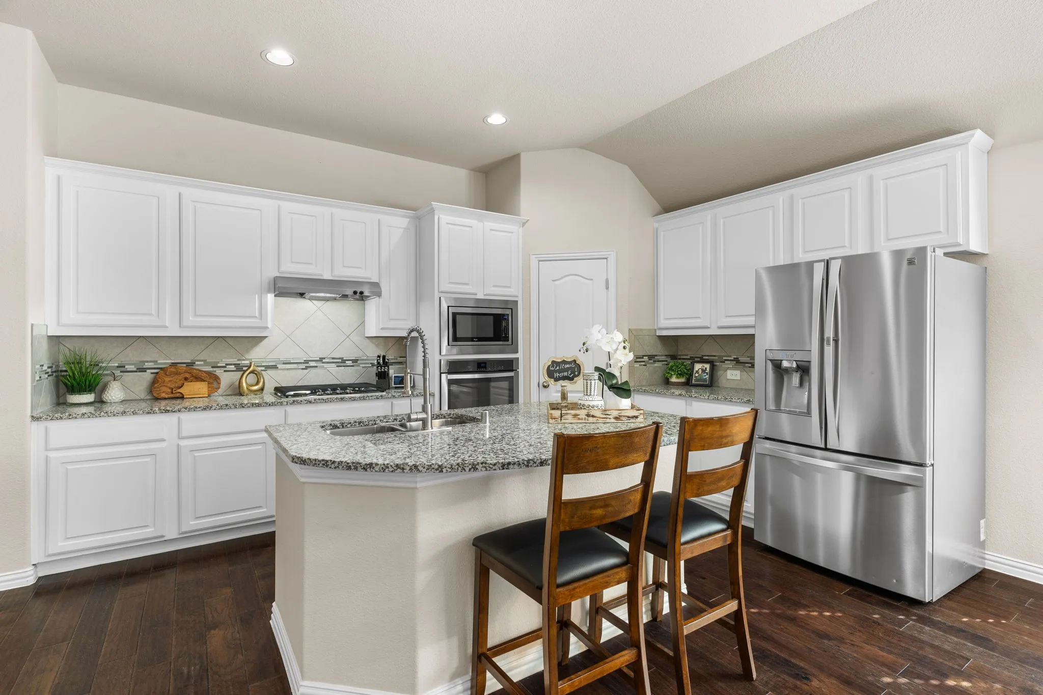 Single Family Residence For Sale in Collin County , 7513 W Fork Lane, Mc Kinney, Texas 75071, 3 Bedroom, 3 Bathroom, 2 Garage spaces, 2,104 Sqft, built in 2016, mls#21333083, Real Estate Agent in Mc Kinney, Homes For Sale in Collin county, Homes For Sale in Mc Kinney, Realtor in Mc Kinney Texas, Real Estate Brokerage Independent Realty Texas, Luminita Cordes Realtor