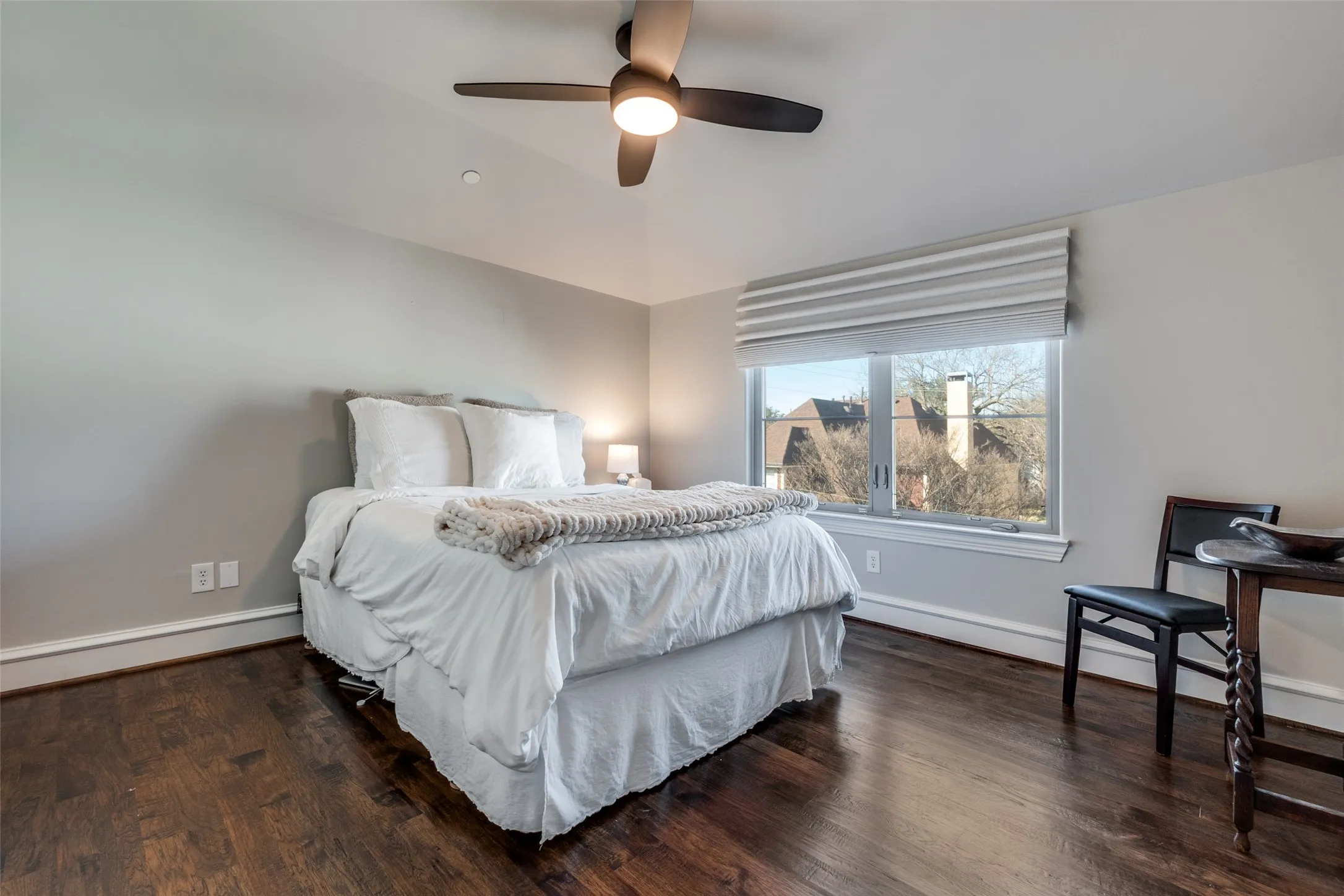 Townhouse For Rent in Dallas County , 4518 Normandy Avenue, University Park, Texas 75205, 4 Bedroom, 5 Bathroom, 2 Garage spaces, 3,072 Sqft, built in 2013, mls#21330723, Real Estate Agent in University Park, Homes For Rent in Dallas county, Homes For Rent in University Park, Realtor in University Park Texas, Real Estate Brokerage Independent Realty Texas, Luminita Cordes Realtor