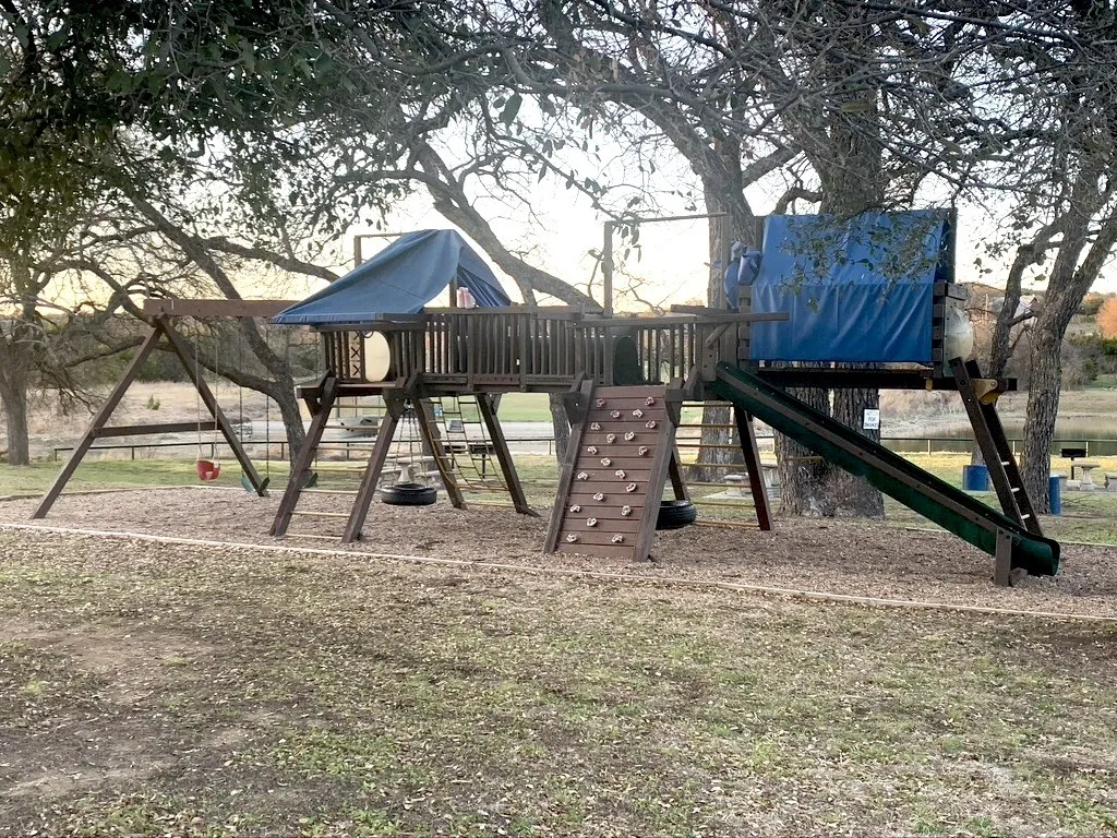 Single Family Residence For Sale in Erath County , 640 Sunfish Point, Bluff Dale, Texas 76433, 3 Bedroom, 2 Bathroom, 2 Garage spaces, 2,103 Sqft, built in 2020, mls#21326609, Real Estate Agent in Bluff Dale, Homes For Sale in Erath county, Homes For Sale in Bluff Dale, Realtor in Bluff Dale Texas, Real Estate Brokerage Independent Realty Texas, Luminita Cordes Realtor