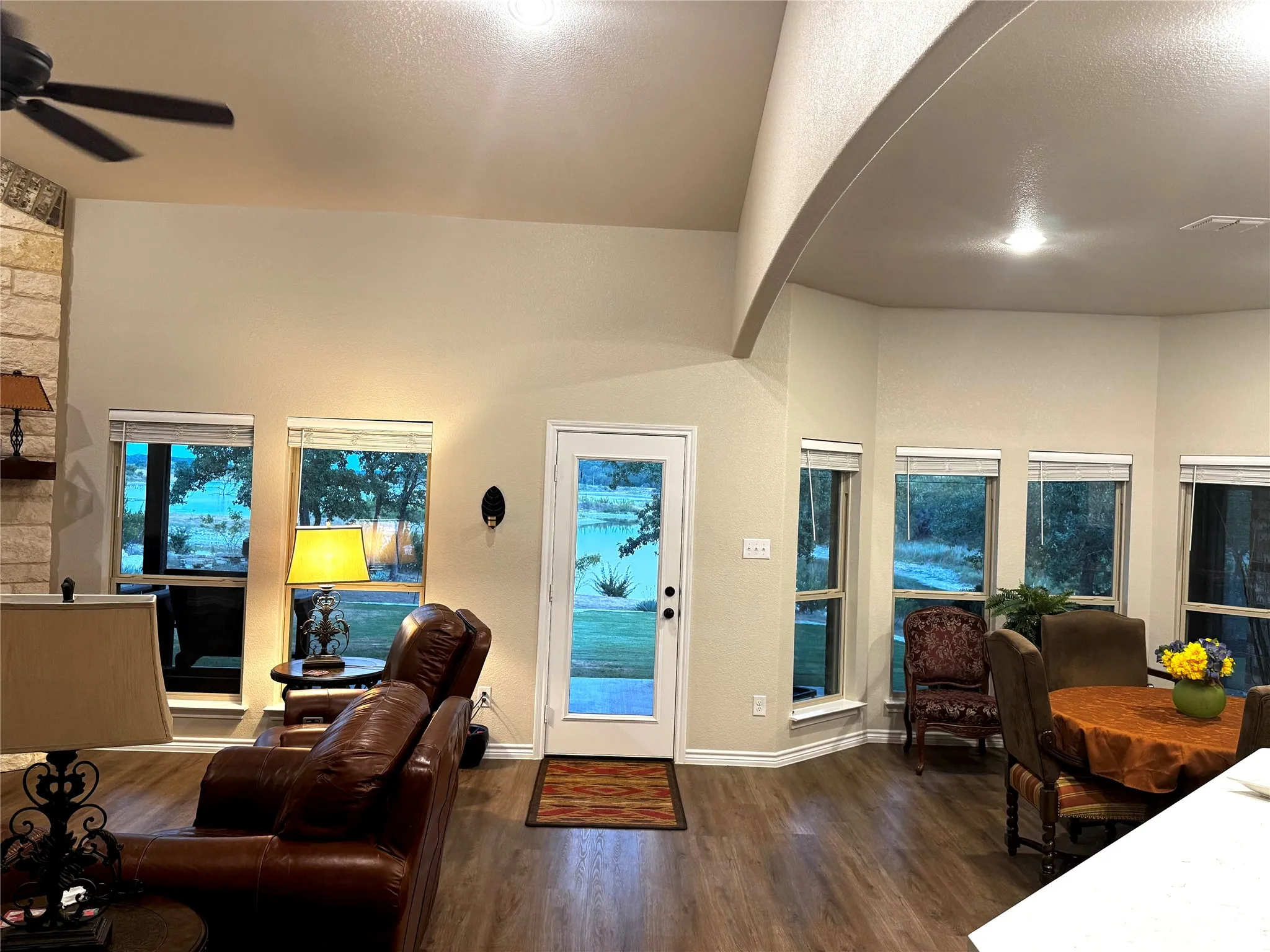 Single Family Residence For Sale in Erath County , 640 Sunfish Point, Bluff Dale, Texas 76433, 3 Bedroom, 2 Bathroom, 2 Garage spaces, 2,103 Sqft, built in 2020, mls#21326609, Real Estate Agent in Bluff Dale, Homes For Sale in Erath county, Homes For Sale in Bluff Dale, Realtor in Bluff Dale Texas, Real Estate Brokerage Independent Realty Texas, Luminita Cordes Realtor