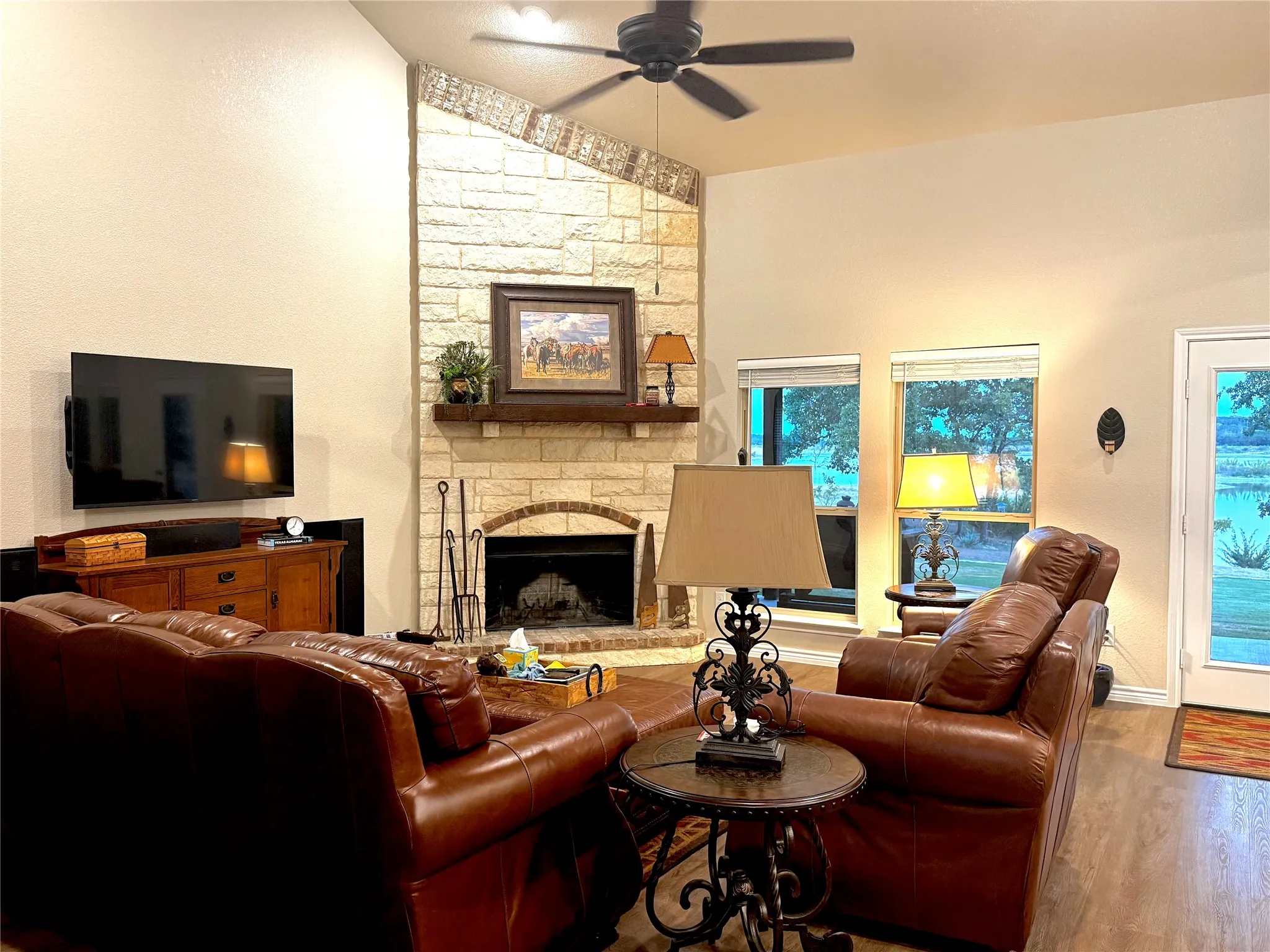 Single Family Residence For Sale in Erath County , 640 Sunfish Point, Bluff Dale, Texas 76433, 3 Bedroom, 2 Bathroom, 2 Garage spaces, 2,103 Sqft, built in 2020, mls#21326609, Real Estate Agent in Bluff Dale, Homes For Sale in Erath county, Homes For Sale in Bluff Dale, Realtor in Bluff Dale Texas, Real Estate Brokerage Independent Realty Texas, Luminita Cordes Realtor