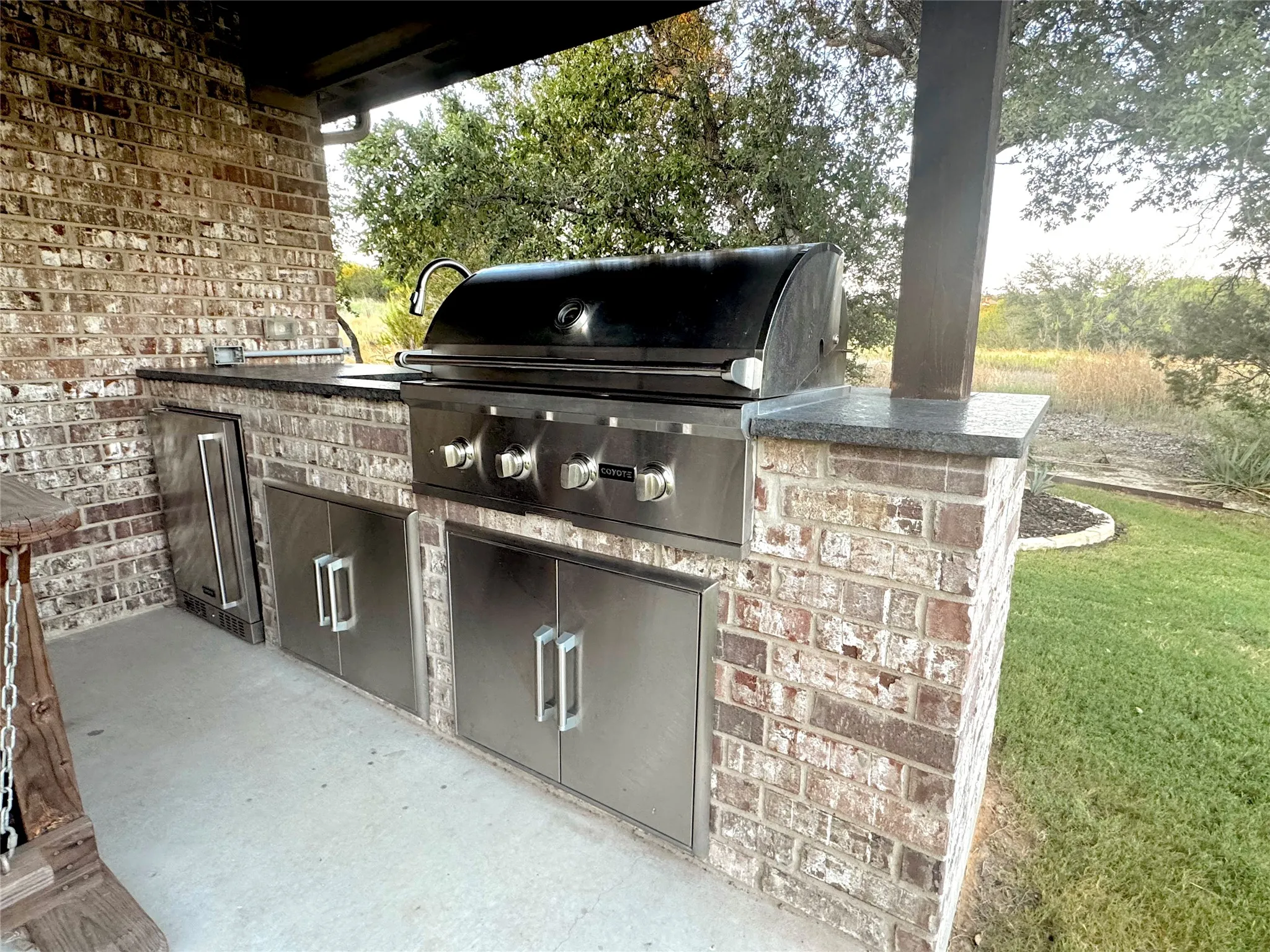 Single Family Residence For Sale in Erath County , 640 Sunfish Point, Bluff Dale, Texas 76433, 3 Bedroom, 2 Bathroom, 2 Garage spaces, 2,103 Sqft, built in 2020, mls#21326609, Real Estate Agent in Bluff Dale, Homes For Sale in Erath county, Homes For Sale in Bluff Dale, Realtor in Bluff Dale Texas, Real Estate Brokerage Independent Realty Texas, Luminita Cordes Realtor
