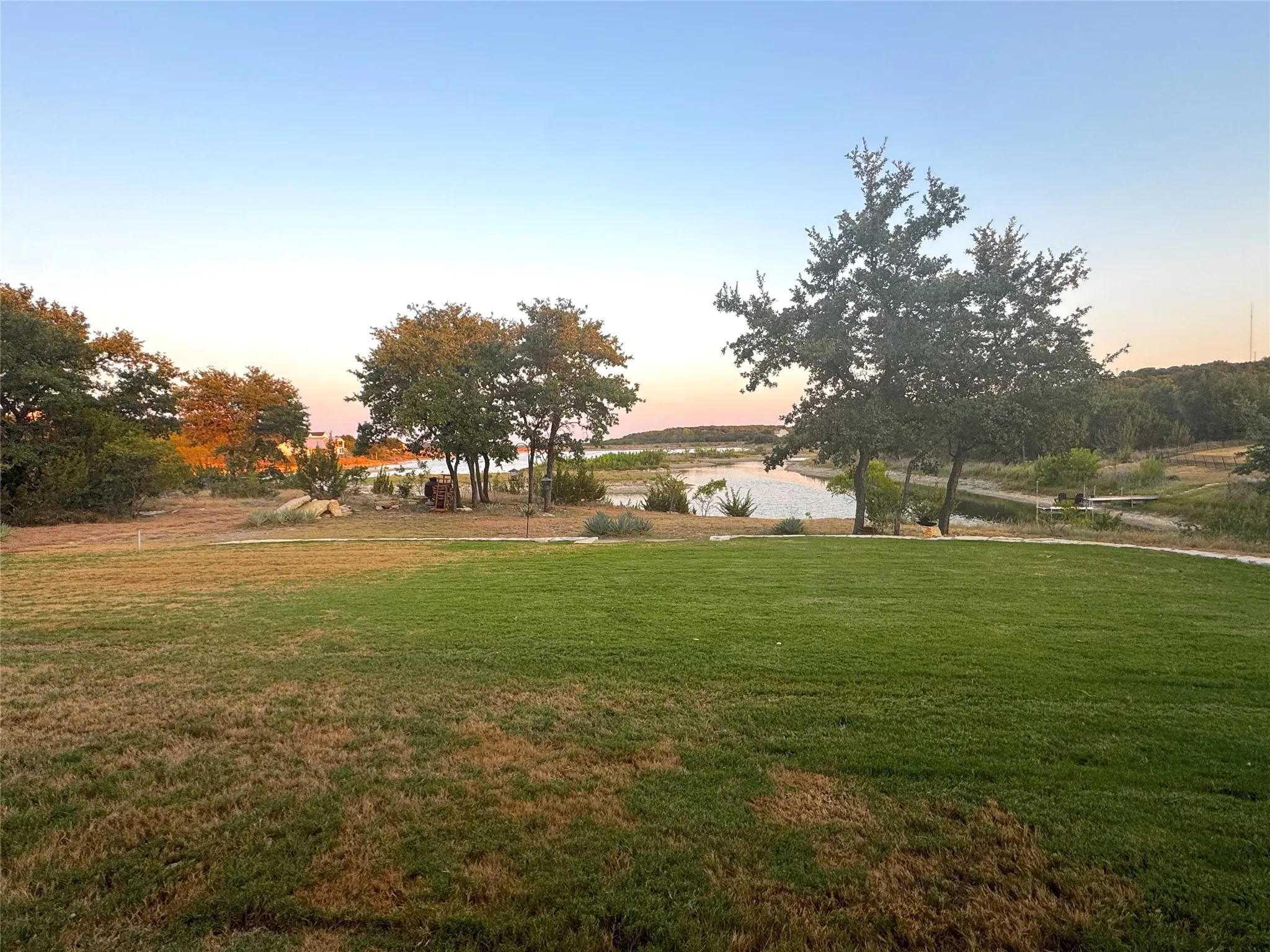 Single Family Residence For Sale in Erath County , 640 Sunfish Point, Bluff Dale, Texas 76433, 3 Bedroom, 2 Bathroom, 2 Garage spaces, 2,103 Sqft, built in 2020, mls#21326609, Real Estate Agent in Bluff Dale, Homes For Sale in Erath county, Homes For Sale in Bluff Dale, Realtor in Bluff Dale Texas, Real Estate Brokerage Independent Realty Texas, Luminita Cordes Realtor