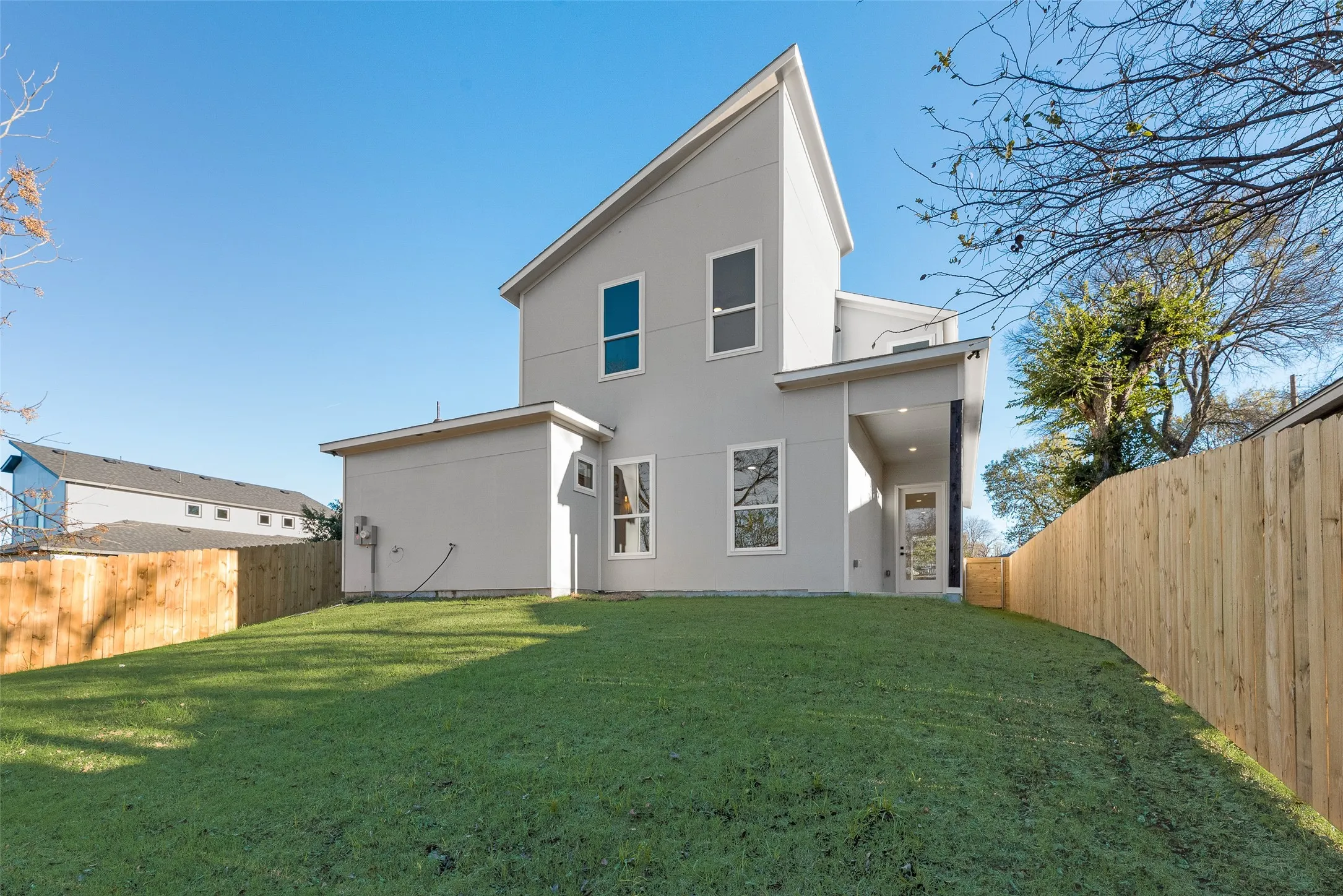 Single Family Residence For Sale in Dallas County , 2507 Fatima Avenue, Dallas, Texas 75241, 4 Bedroom, 3 Bathroom, 2 Garage spaces, 2,147 Sqft, built in 2026, mls#21333129, Real Estate Agent in Dallas, Homes For Sale in Dallas county, Homes For Sale in Dallas, Realtor in Dallas Texas, Real Estate Brokerage Independent Realty Texas, Luminita Cordes Realtor