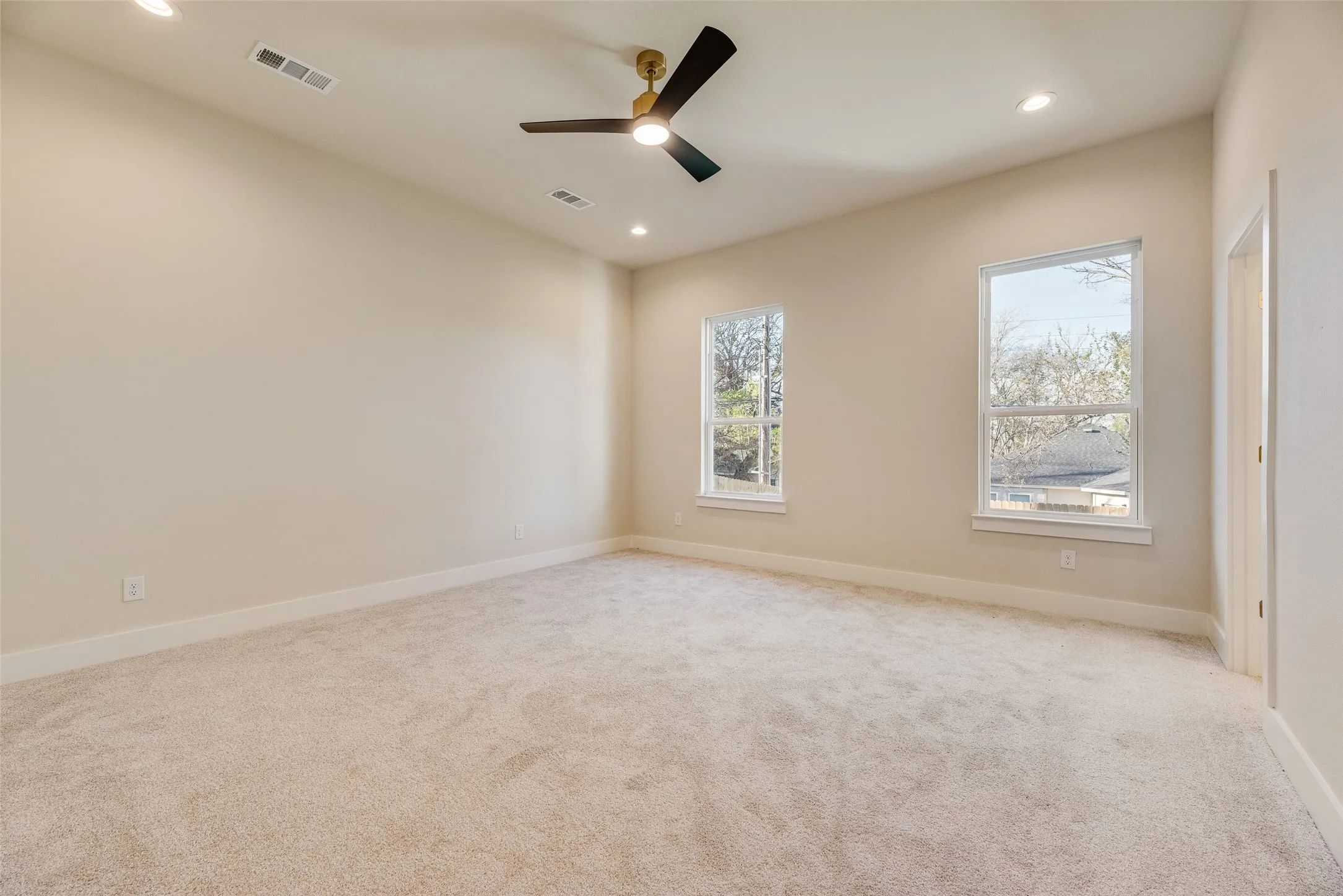Single Family Residence For Sale in Dallas County , 2507 Fatima Avenue, Dallas, Texas 75241, 4 Bedroom, 3 Bathroom, 2 Garage spaces, 2,147 Sqft, built in 2026, mls#21333129, Real Estate Agent in Dallas, Homes For Sale in Dallas county, Homes For Sale in Dallas, Realtor in Dallas Texas, Real Estate Brokerage Independent Realty Texas, Luminita Cordes Realtor