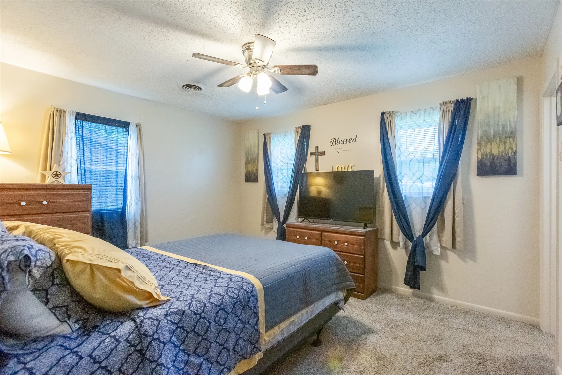Single Family Residence For Sale in Haskell County , 1702 N Avenue G, Haskell, Texas 79521, 3 Bedroom, 2 Bathroom, 1 Garage spaces, 1,144 Sqft, built in 1958, mls#21331744, Real Estate Agent in Haskell, Homes For Sale in Haskell county, Homes For Sale in Haskell, Realtor in Haskell Texas, Real Estate Brokerage Independent Realty Texas, Luminita Cordes Realtor