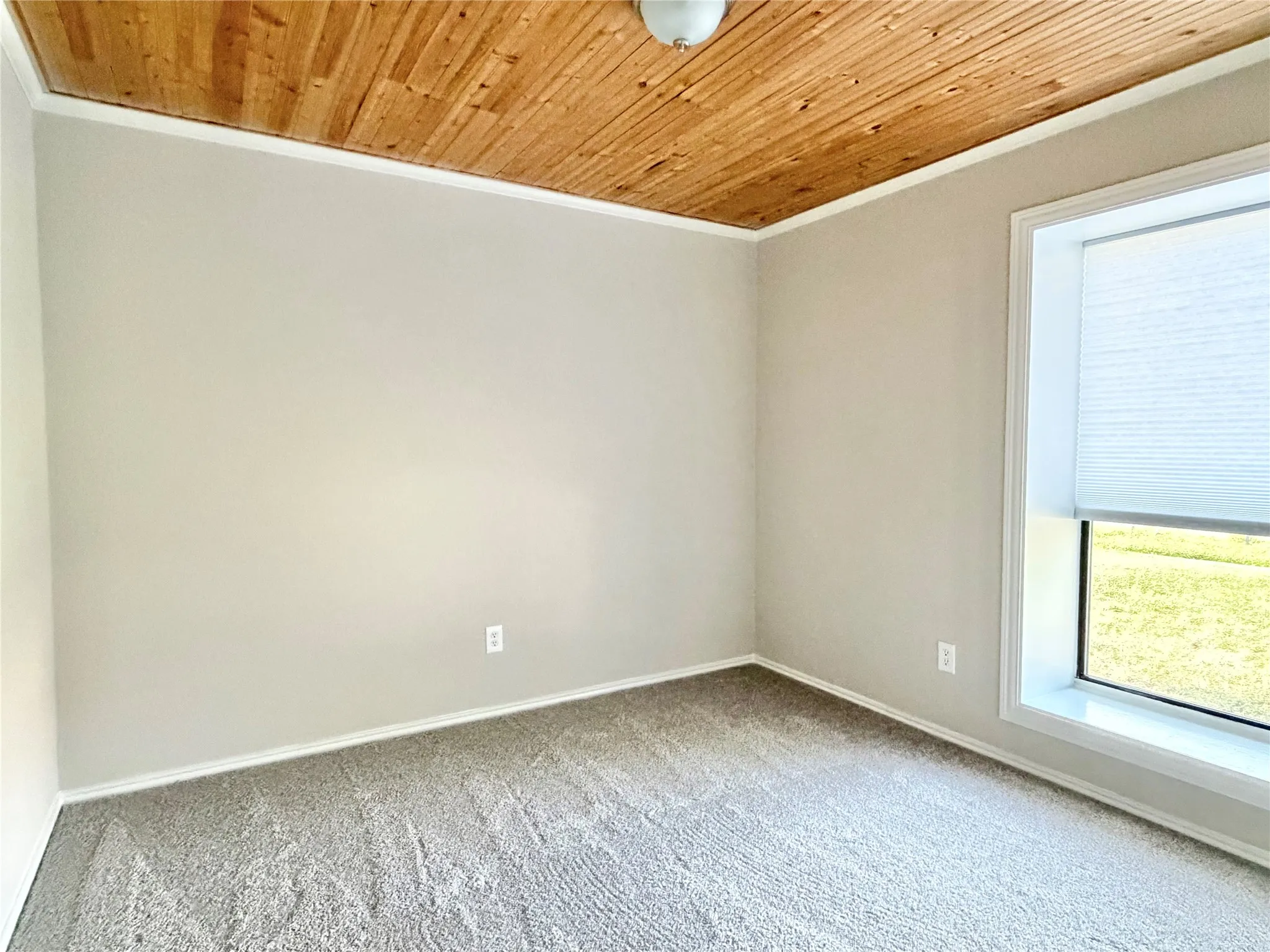 Single Family Residence For Sale in Collin County , 211 E Stone Circle, Wylie, Texas 75098, 3 Bedroom, 2 Bathroom, 2 Garage spaces, 1,218 Sqft, built in 1987, mls#21332608, Real Estate Agent in Wylie, Homes For Sale in Collin county, Homes For Sale in Wylie, Realtor in Wylie Texas, Real Estate Brokerage Independent Realty Texas, Luminita Cordes Realtor