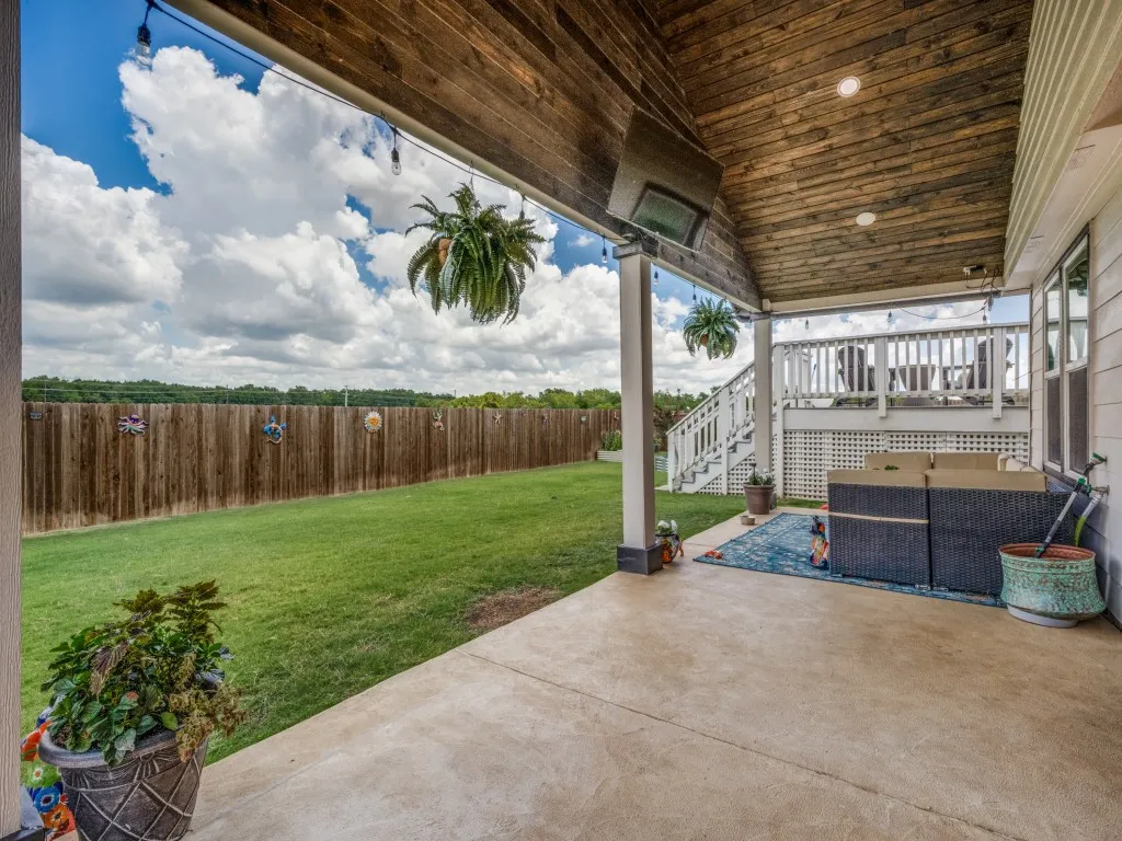 Single Family Residence For Sale in Denton County , 708 Forestdale Court, Haslet, Texas 76052, 3 Bedroom, 2 Bathroom, 2 Garage spaces, 1,988 Sqft, built in 2022, mls#21312386, Real Estate Agent in Haslet, Homes For Sale in Denton county, Homes For Sale in Haslet, Realtor in Haslet Texas, Real Estate Brokerage Independent Realty Texas, Luminita Cordes Realtor