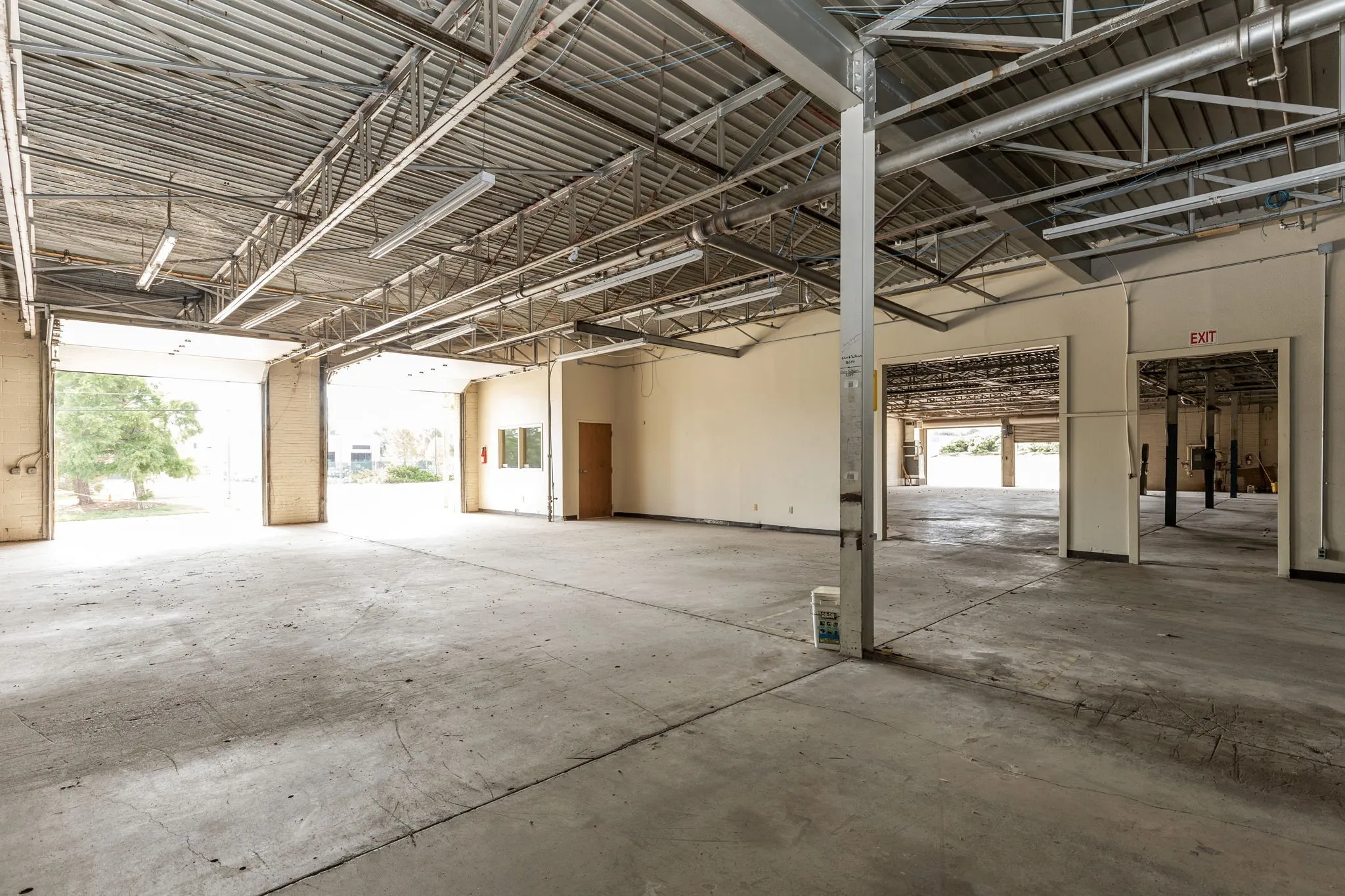 Warehouse For Sale in Wichita County , 2200 5th Street, Wichita Falls, Texas 76301, 0, 0, Garage spaces, 0 Sqft, built in 1955, mls#21333153, Real Estate Agent in Wichita Falls, Homes For Sale in Wichita county, Homes For Sale in Wichita Falls, Realtor in Wichita Falls Texas, Real Estate Brokerage Independent Realty Texas, Luminita Cordes Realtor