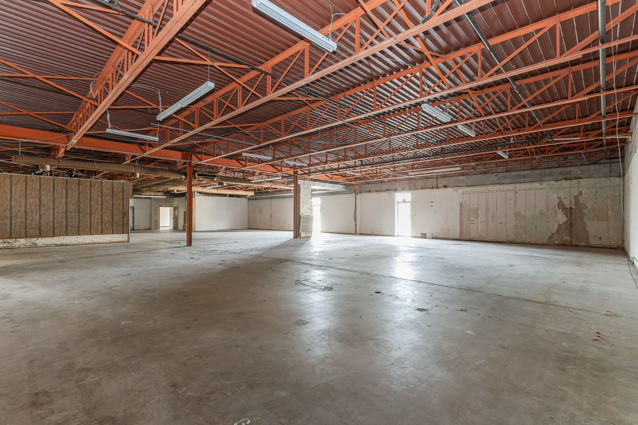 Warehouse For Sale in Wichita County , 2200 5th Street, Wichita Falls, Texas 76301, 0, 0, Garage spaces, 0 Sqft, built in 1955, mls#21333153, Real Estate Agent in Wichita Falls, Homes For Sale in Wichita county, Homes For Sale in Wichita Falls, Realtor in Wichita Falls Texas, Real Estate Brokerage Independent Realty Texas, Luminita Cordes Realtor