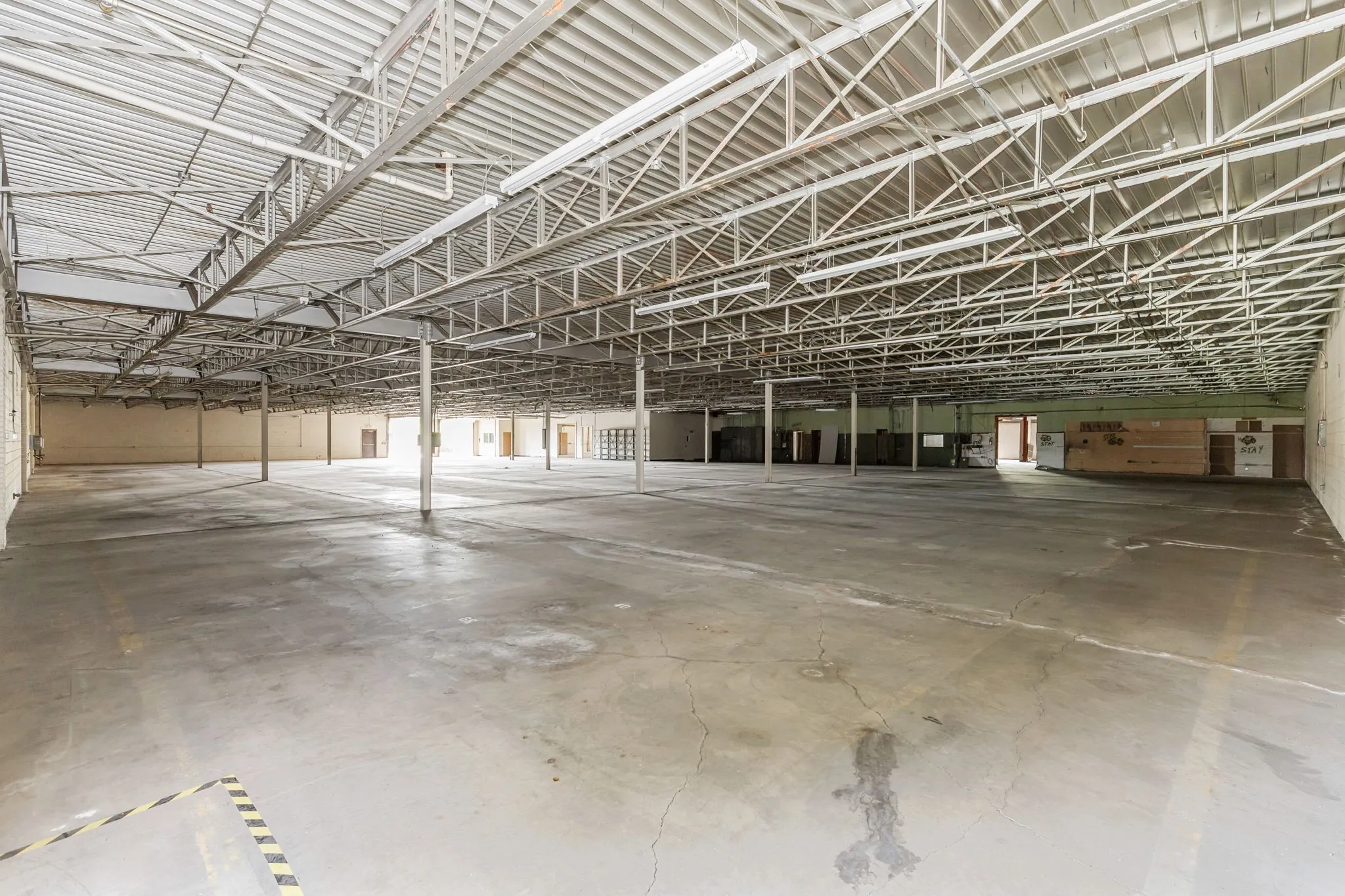 Warehouse For Sale in Wichita County , 2200 5th Street, Wichita Falls, Texas 76301, 0, 0, Garage spaces, 0 Sqft, built in 1955, mls#21333153, Real Estate Agent in Wichita Falls, Homes For Sale in Wichita county, Homes For Sale in Wichita Falls, Realtor in Wichita Falls Texas, Real Estate Brokerage Independent Realty Texas, Luminita Cordes Realtor