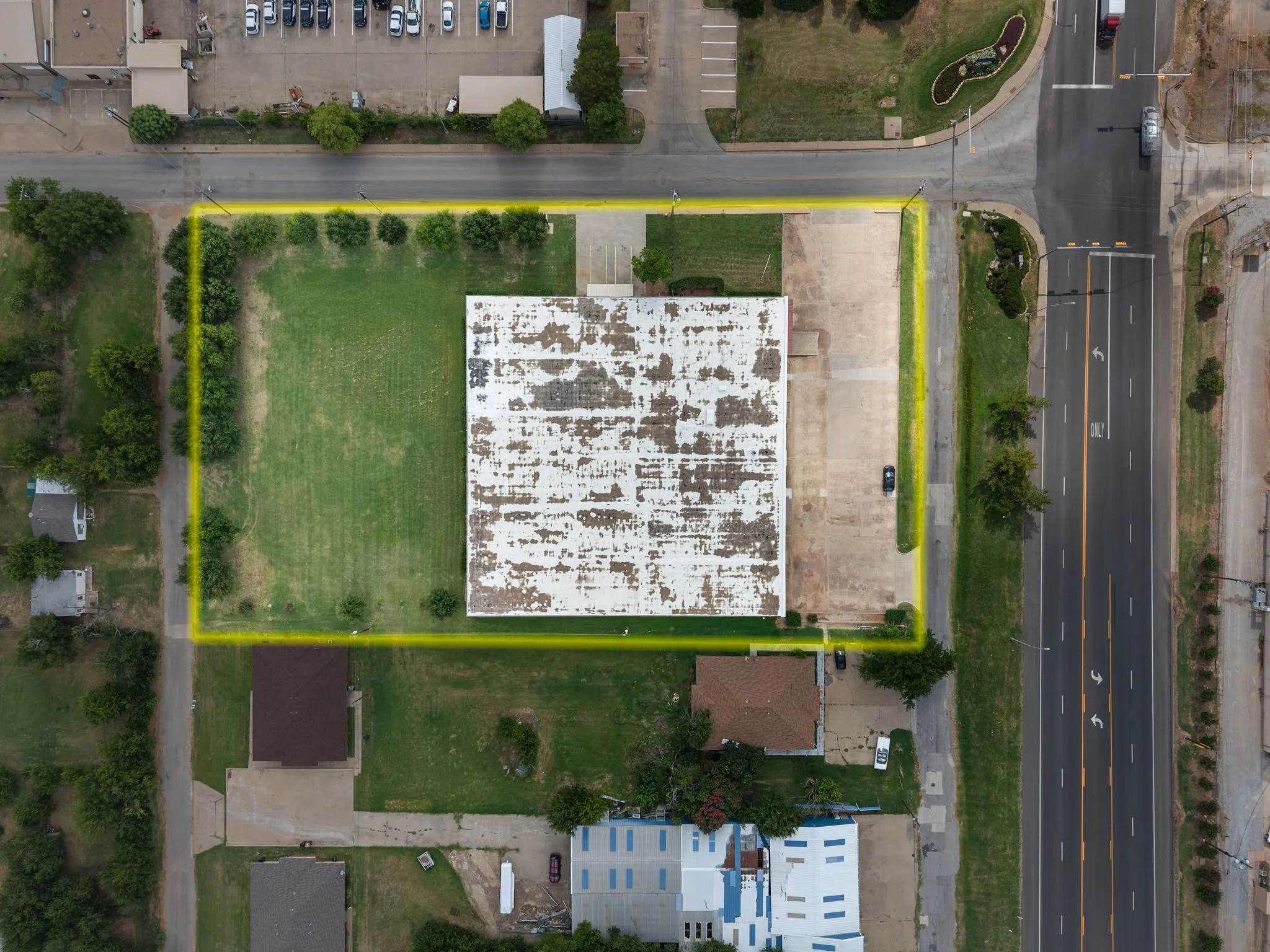 Warehouse For Sale in Wichita County , 2200 5th Street, Wichita Falls, Texas 76301, 0, 0, Garage spaces, 0 Sqft, built in 1955, mls#21333153, Real Estate Agent in Wichita Falls, Homes For Sale in Wichita county, Homes For Sale in Wichita Falls, Realtor in Wichita Falls Texas, Real Estate Brokerage Independent Realty Texas, Luminita Cordes Realtor